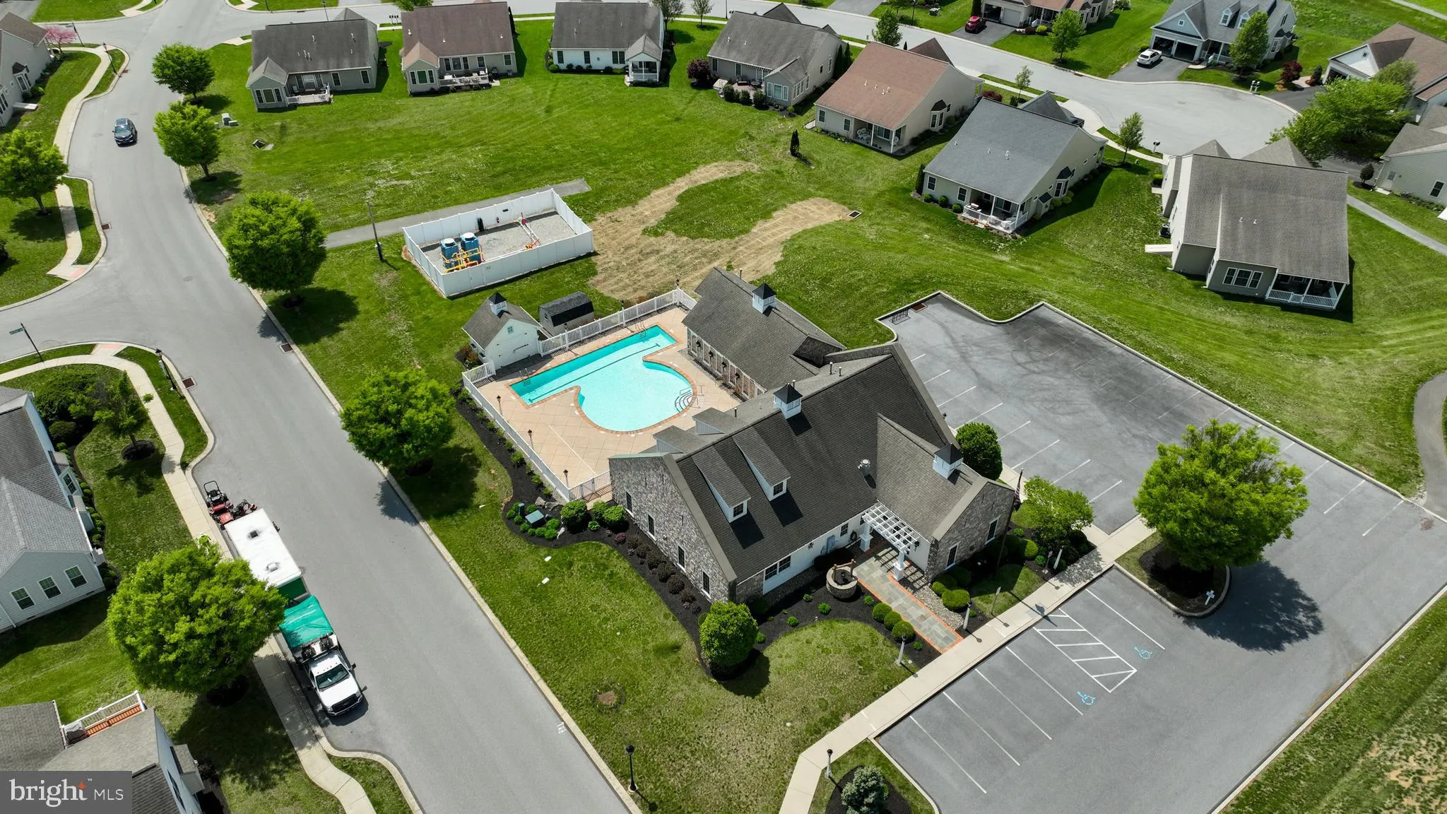 Gordonville, Pennsylvania 17529, United States, 3 Bedrooms Bedrooms, ,2 BathroomsBathrooms,Residential,Pending,123388