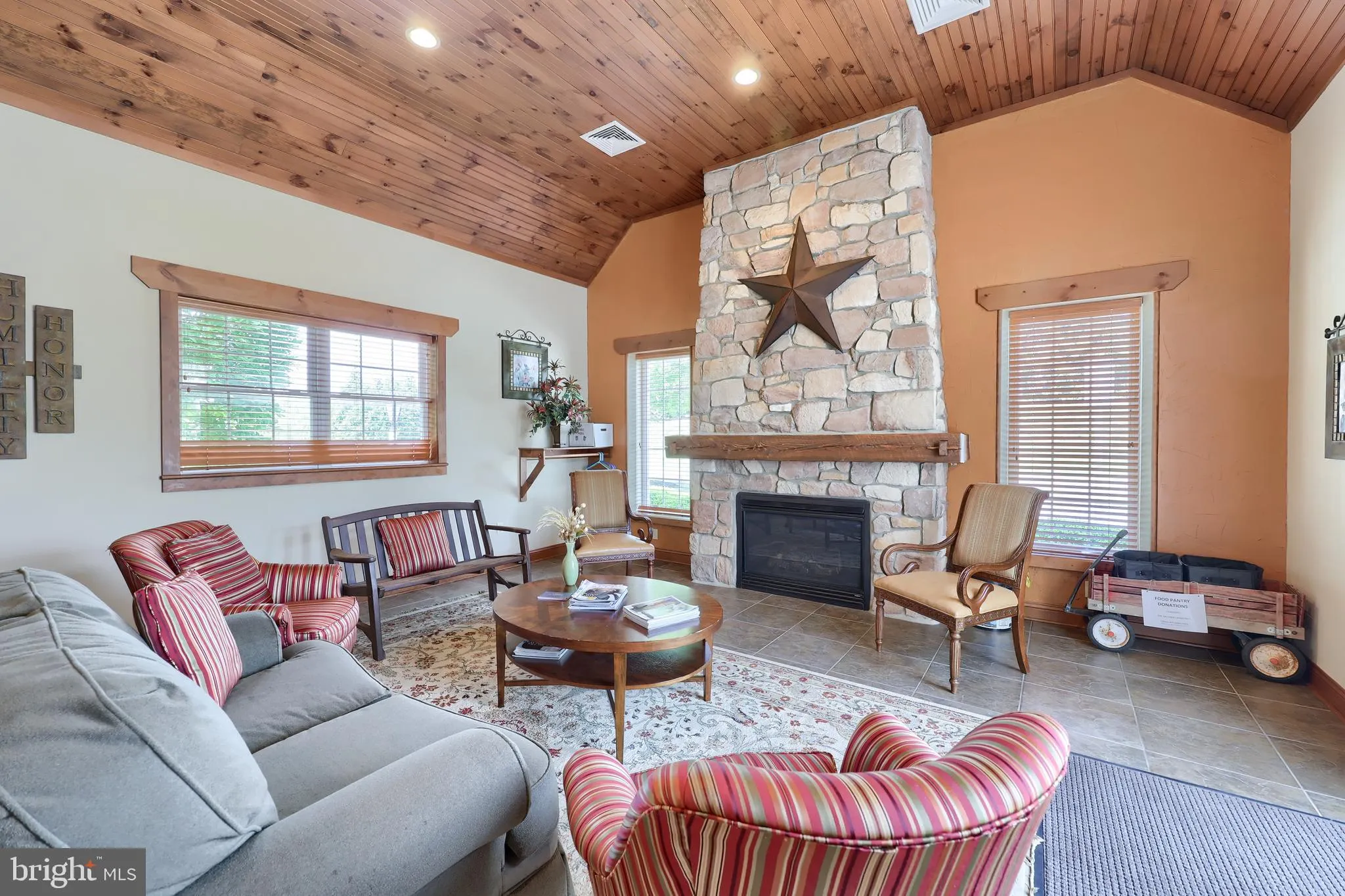 Gordonville, Pennsylvania 17529, United States, 3 Bedrooms Bedrooms, ,2 BathroomsBathrooms,Residential,Pending,123388