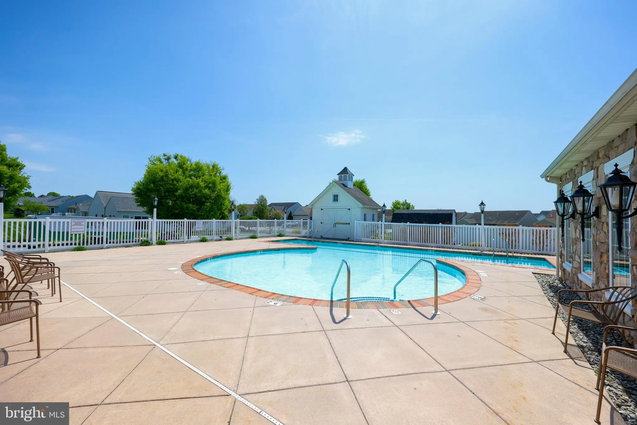 Gordonville, Pennsylvania 17529, United States, 3 Bedrooms Bedrooms, ,2 BathroomsBathrooms,Residential,Pending,123388