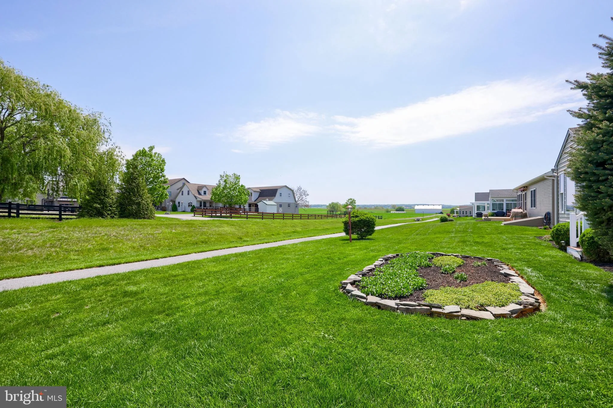 Gordonville, Pennsylvania 17529, United States, 3 Bedrooms Bedrooms, ,2 BathroomsBathrooms,Residential,Pending,123388