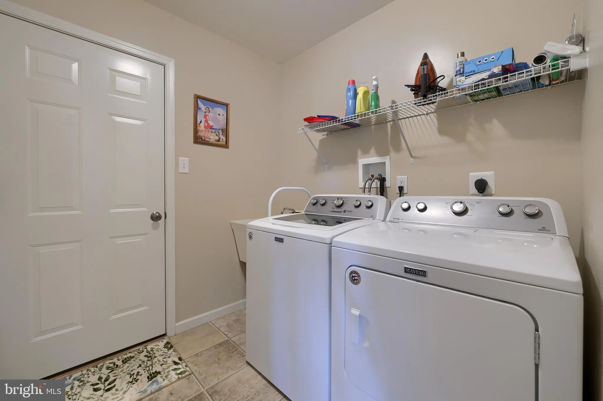 Gordonville, Pennsylvania 17529, United States, 3 Bedrooms Bedrooms, ,2 BathroomsBathrooms,Residential,Pending,123388