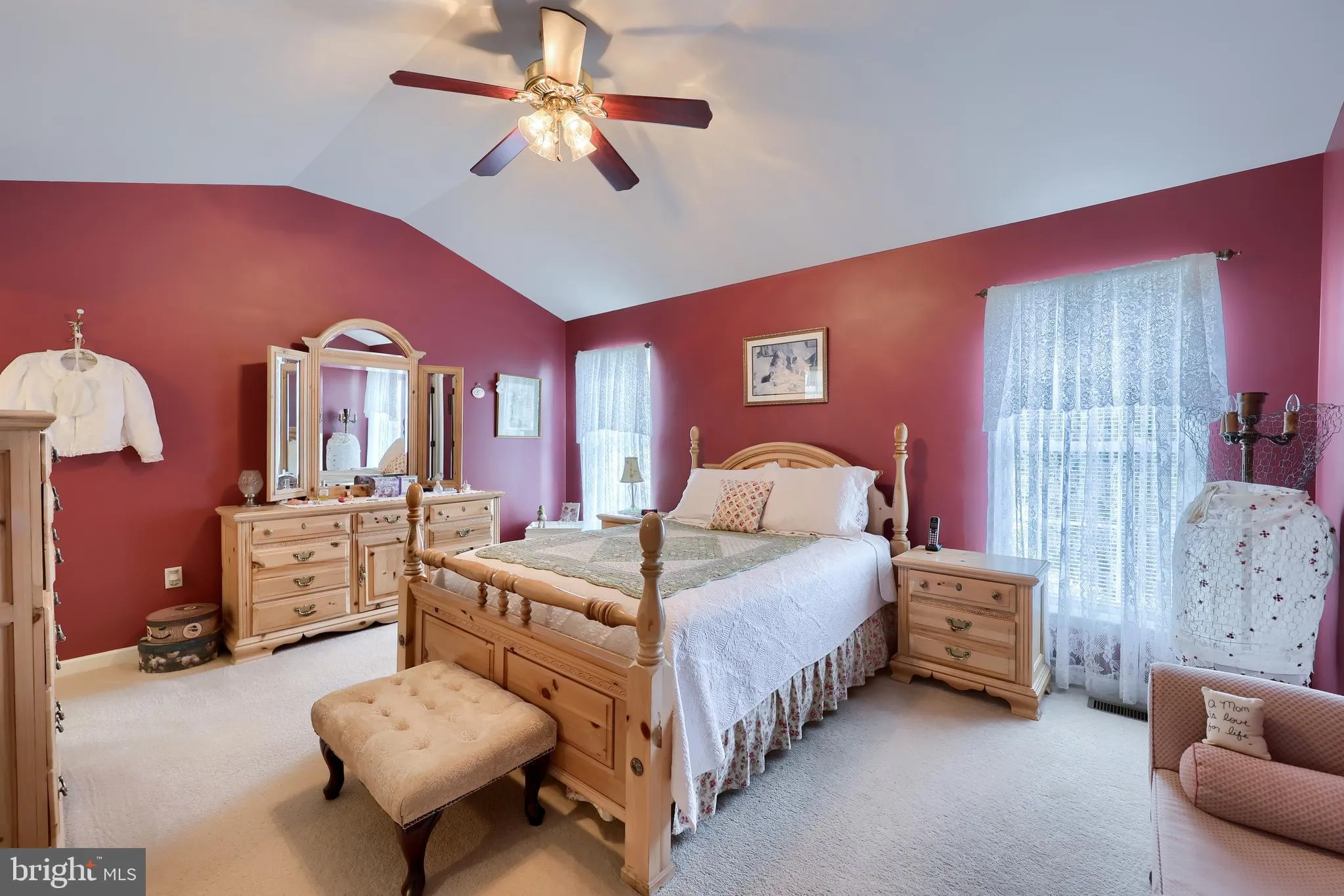 Gordonville, Pennsylvania 17529, United States, 3 Bedrooms Bedrooms, ,2 BathroomsBathrooms,Residential,Pending,123388