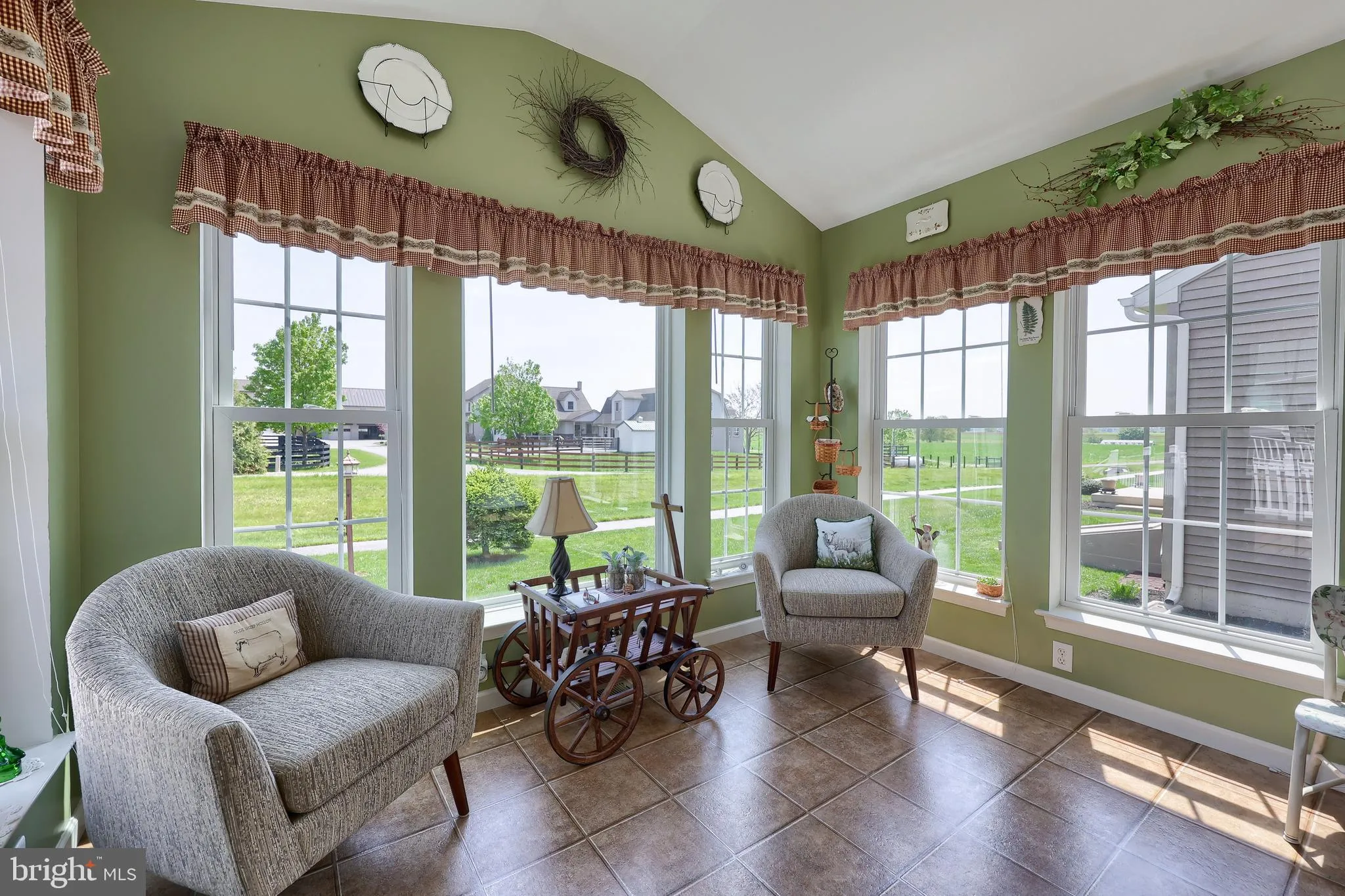 Gordonville, Pennsylvania 17529, United States, 3 Bedrooms Bedrooms, ,2 BathroomsBathrooms,Residential,Pending,123388