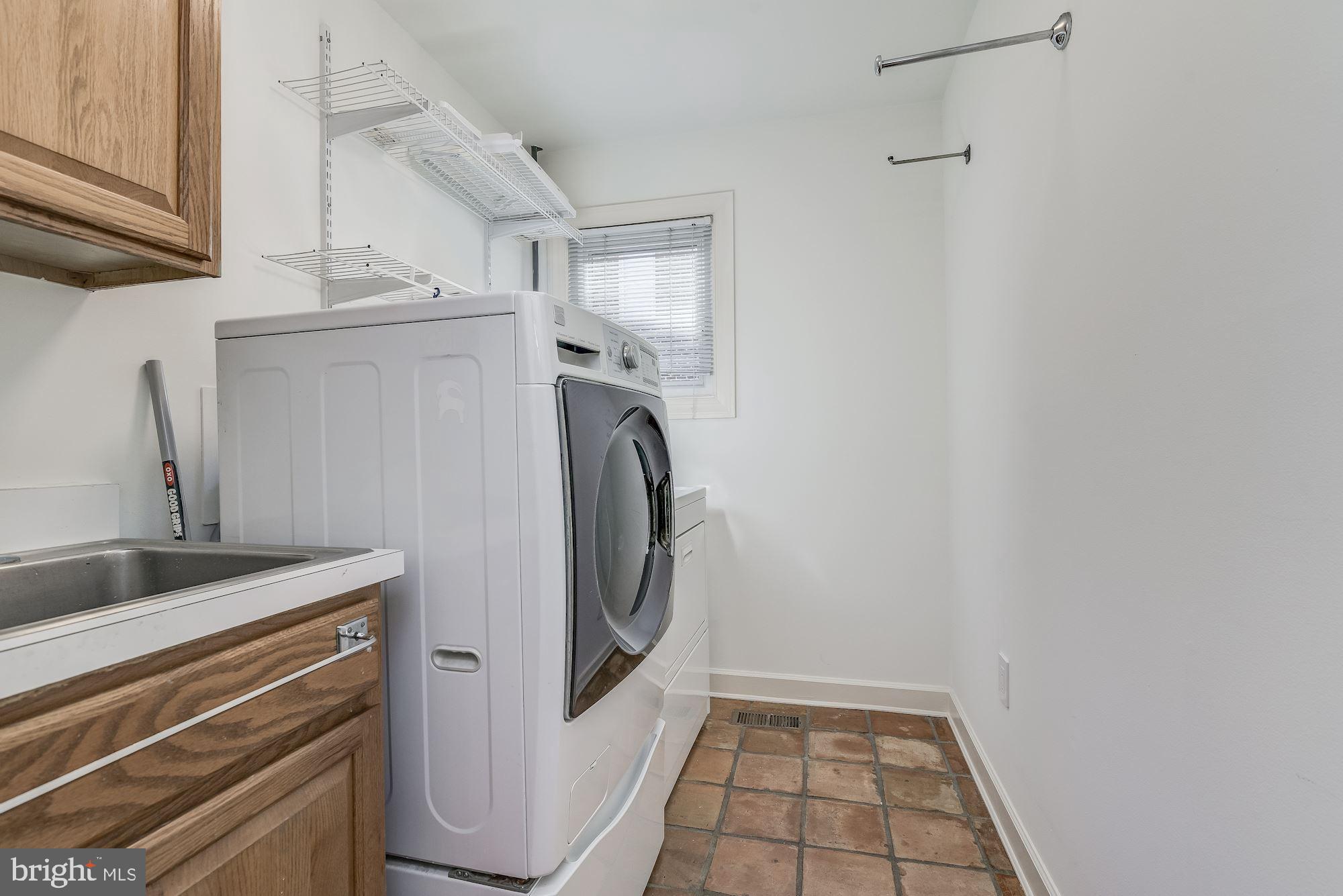 CARDEROCK SPRINGS - Residential