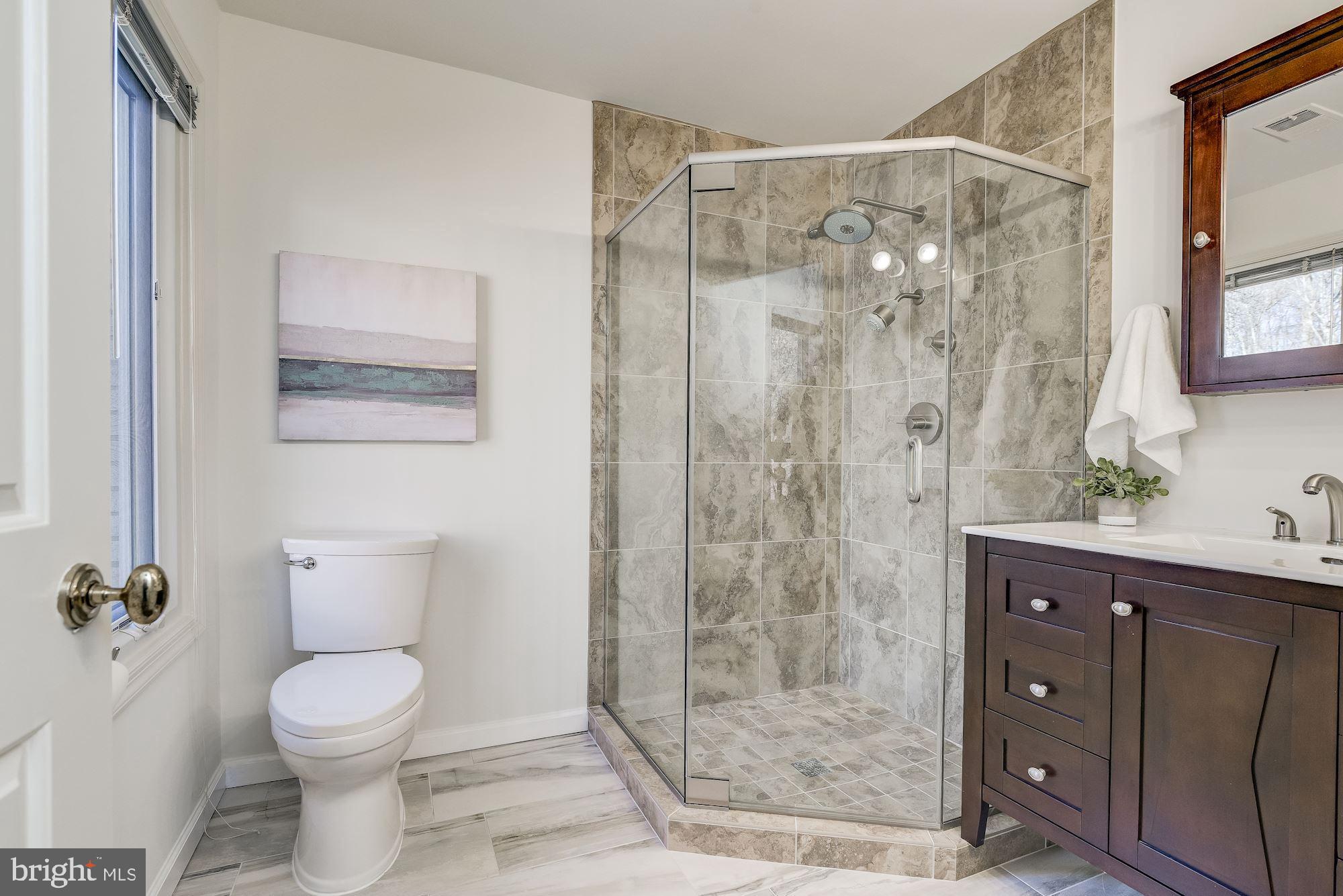 CARDEROCK SPRINGS - Residential