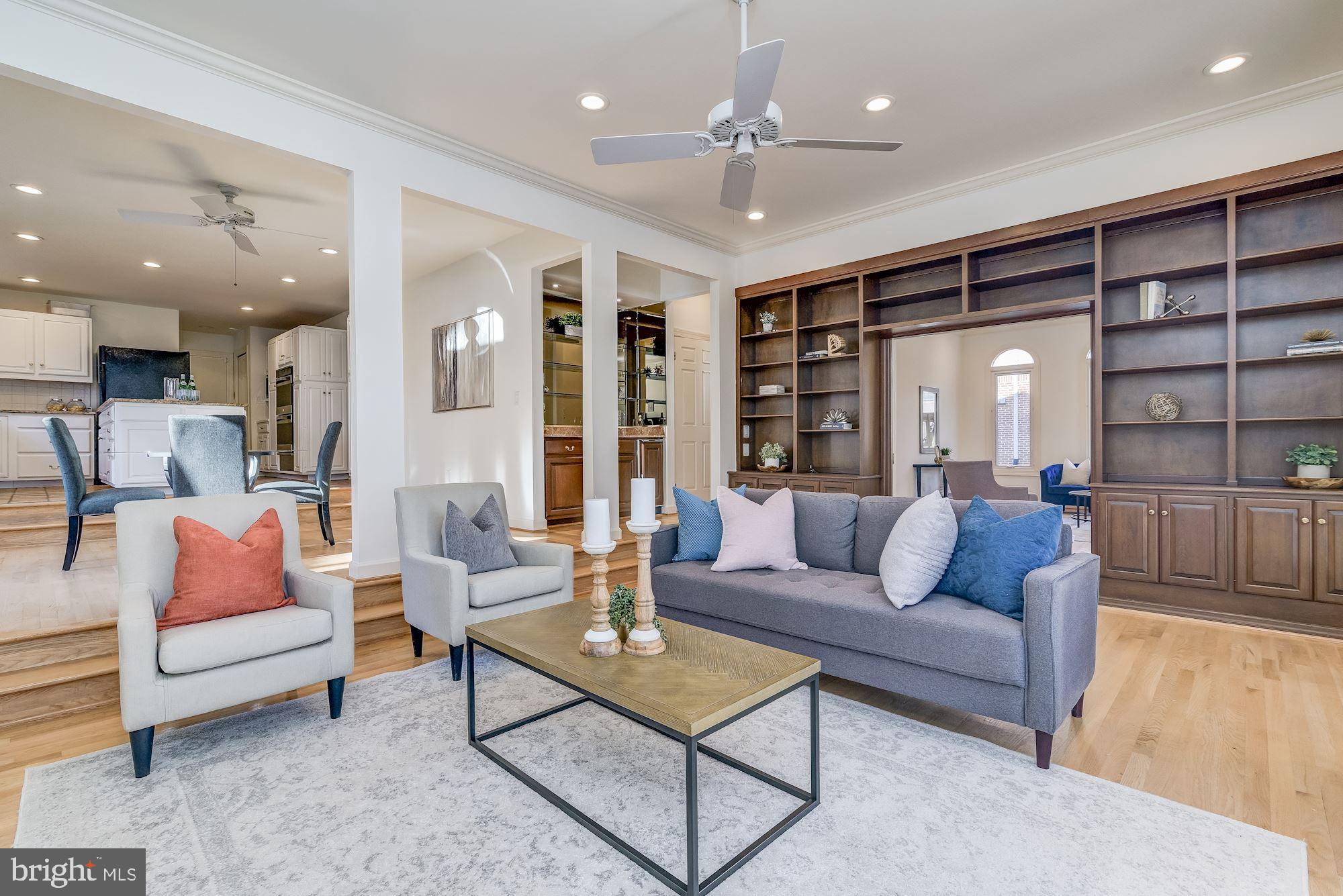 CARDEROCK SPRINGS - Residential