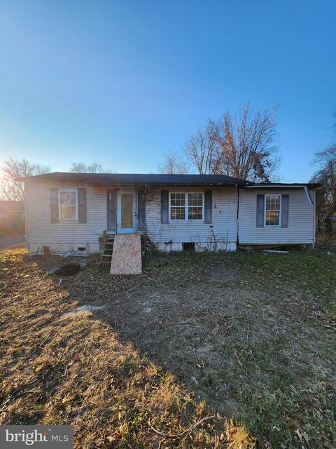 Homes For Sale - 6824 Kent Road<br/> Calvert County, SUNDERLAND, MD 20689