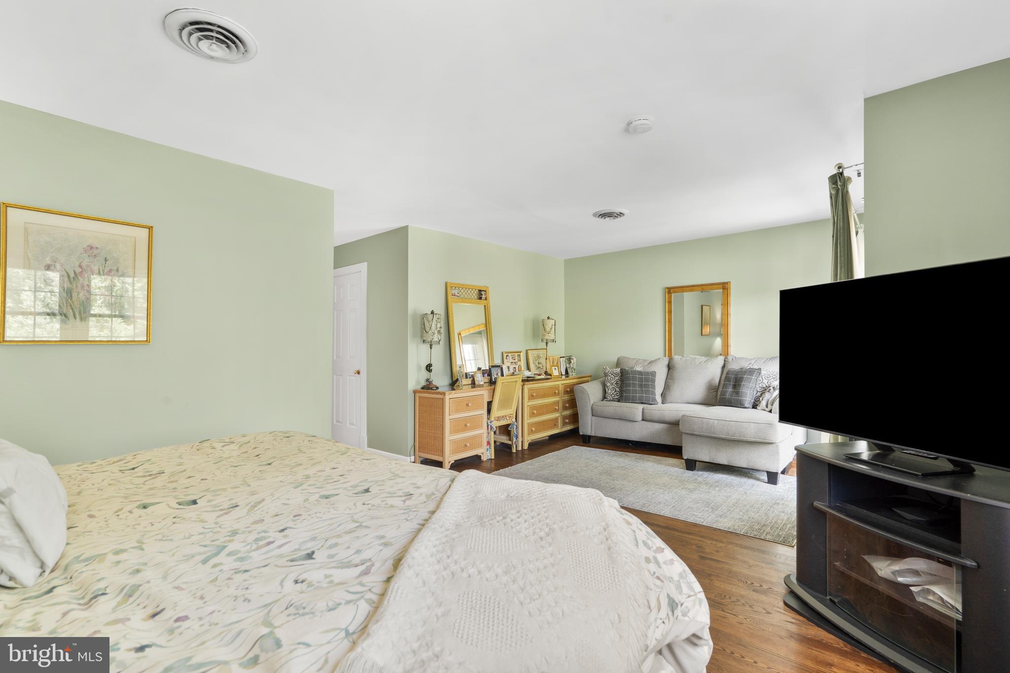 SUTPHIN PINES - Residential