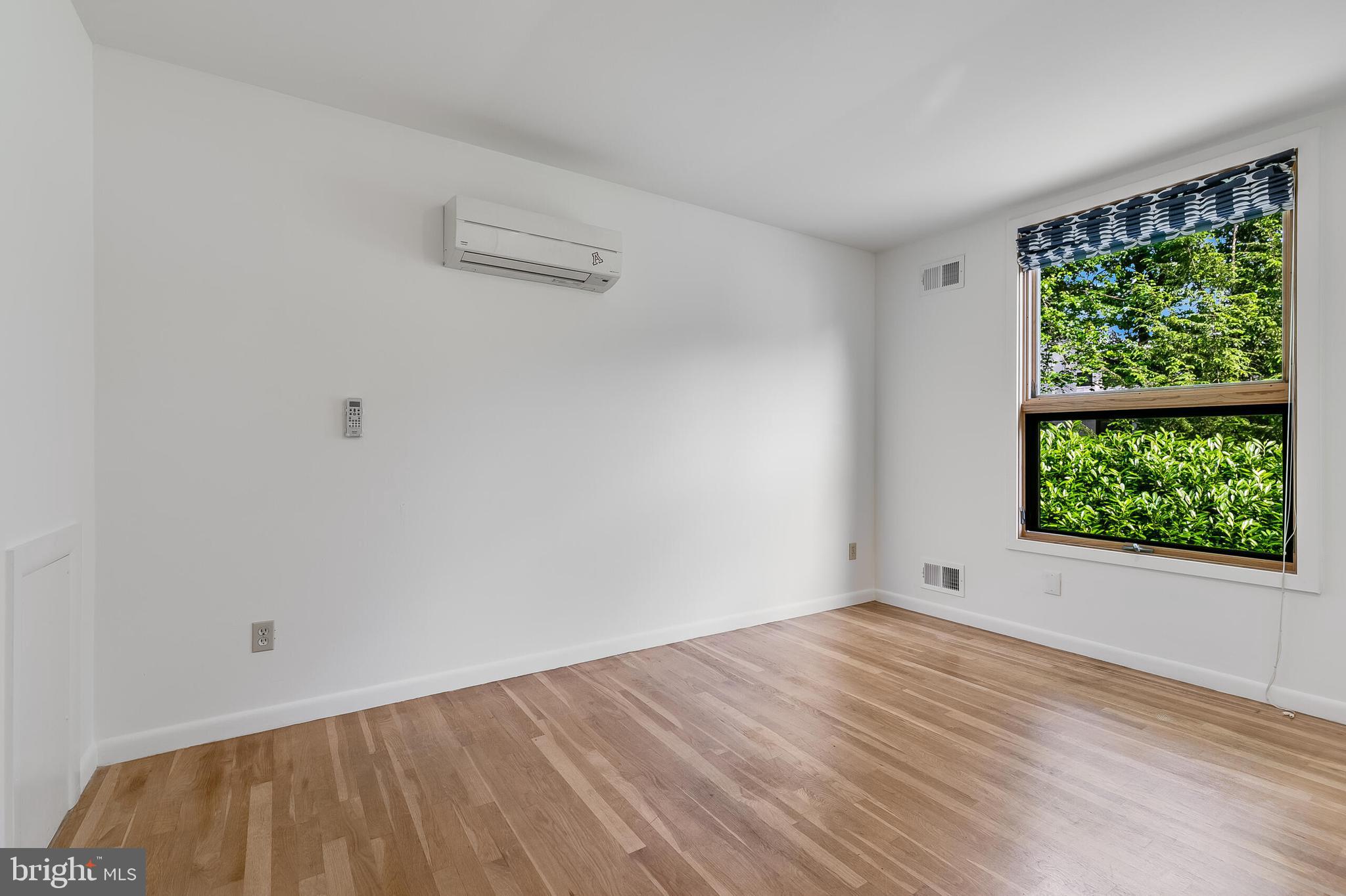 BEVERLY MANOR - Residential