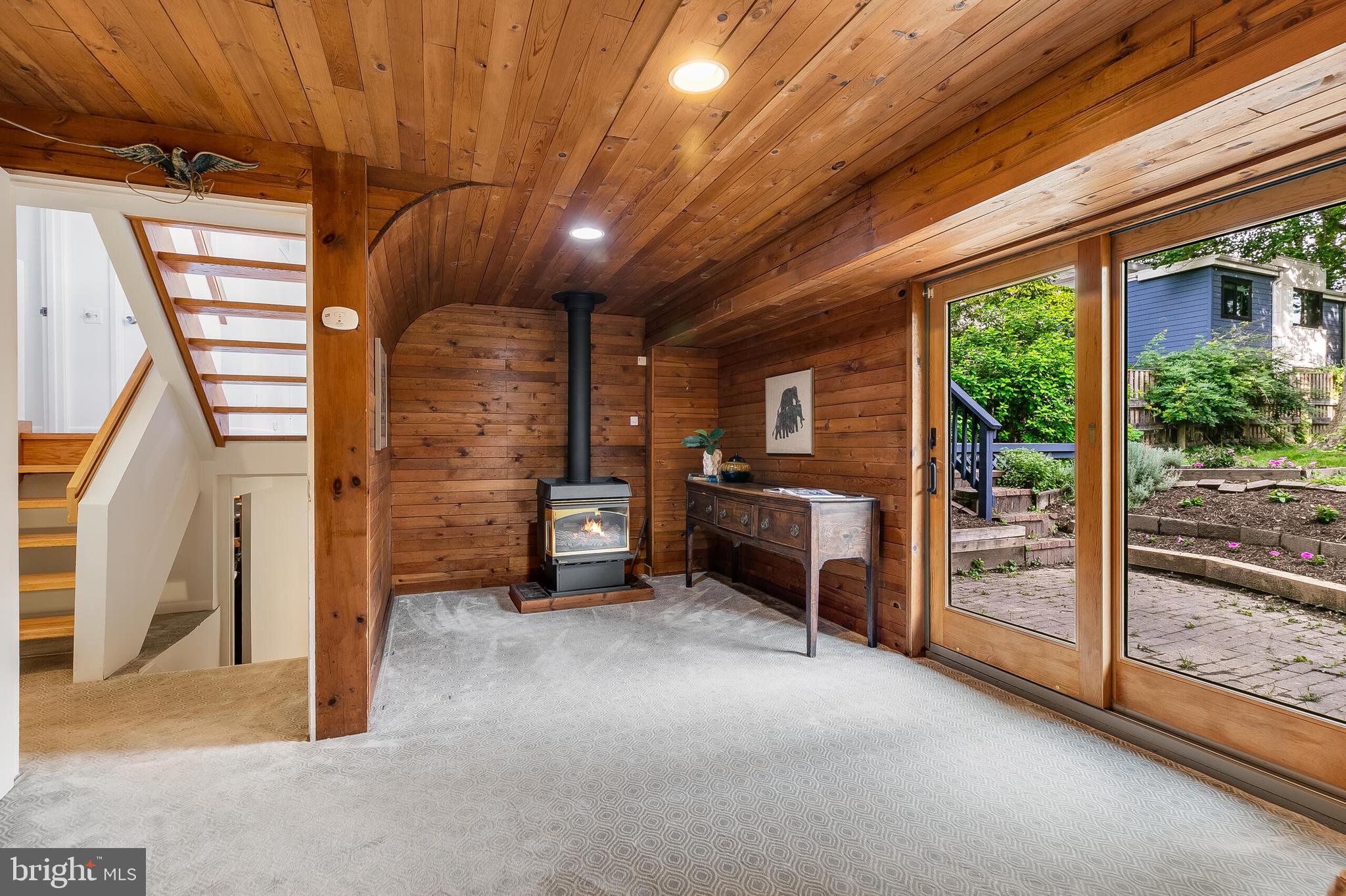 BEVERLY MANOR - Residential