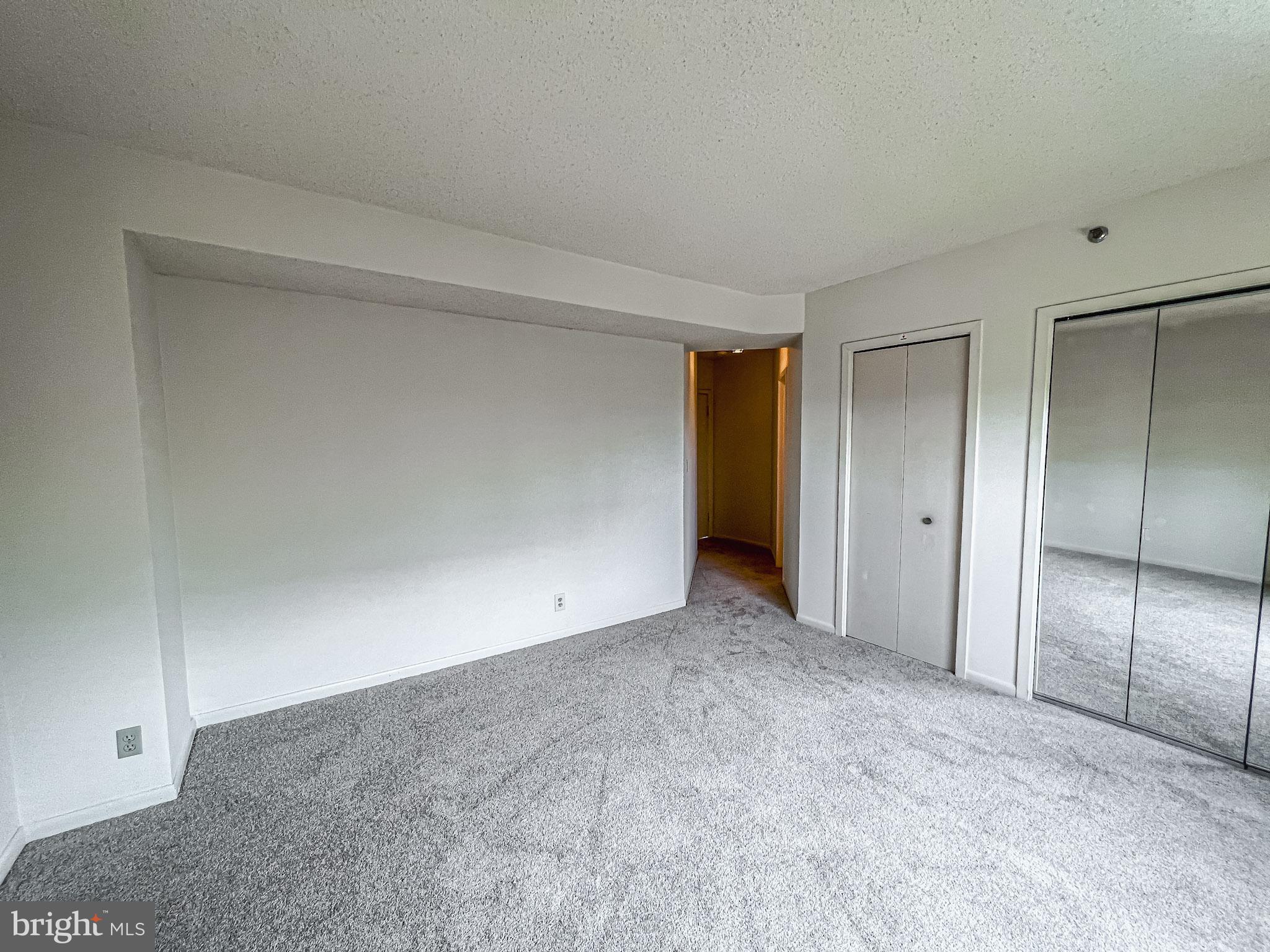 SKYLINE SQUARE CONDO - Residential Lease