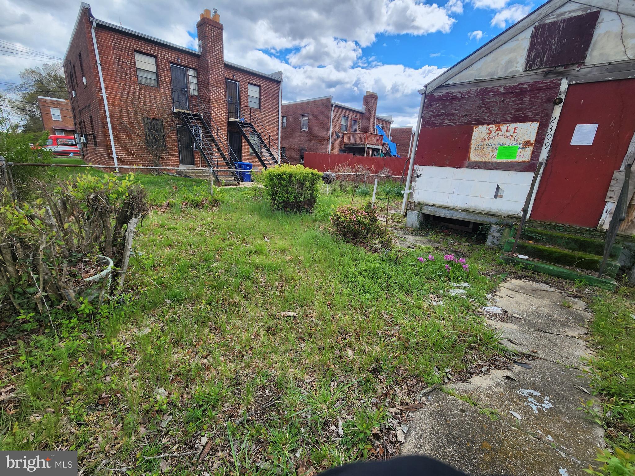 2309 IRVING STREET SE