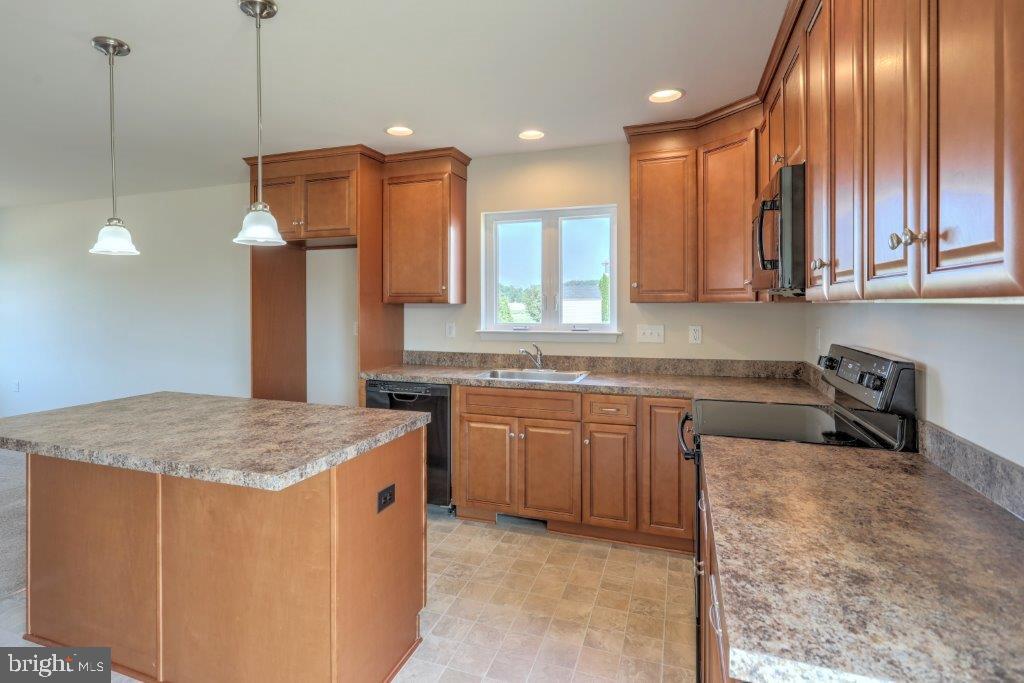 FARM LANE ESTATES - Residential