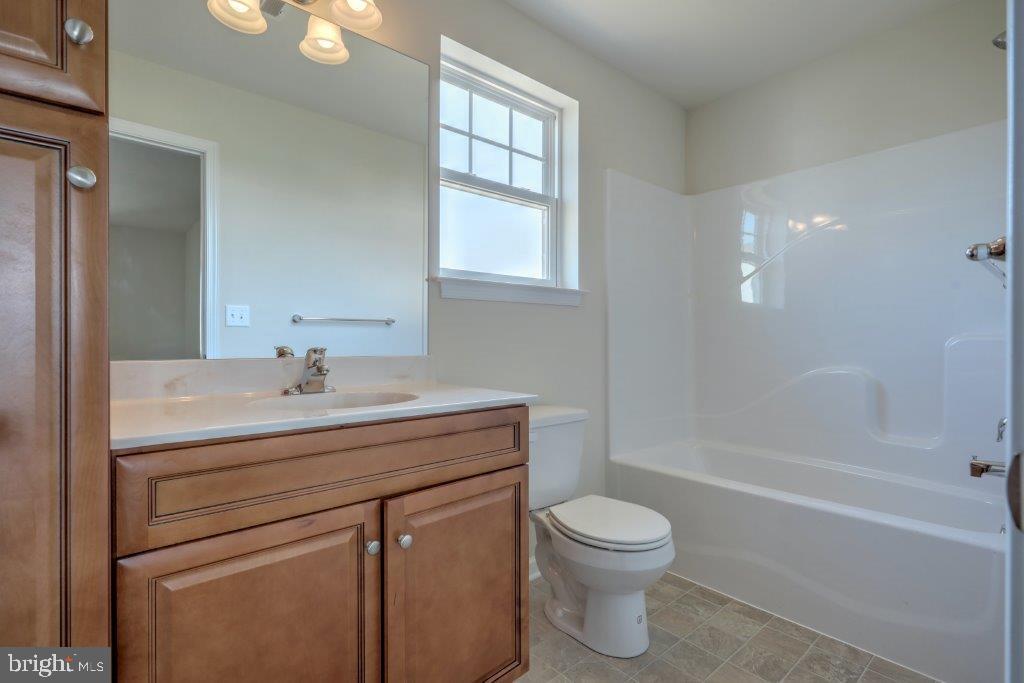 FARM LANE ESTATES - Residential