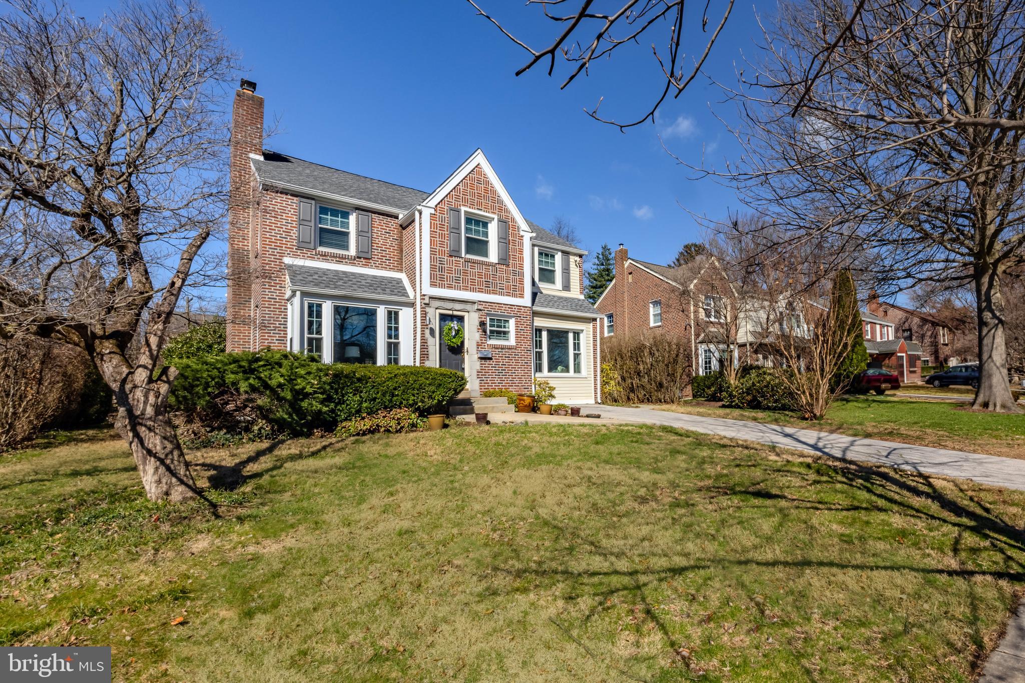 WOODMERE PARK - Residential