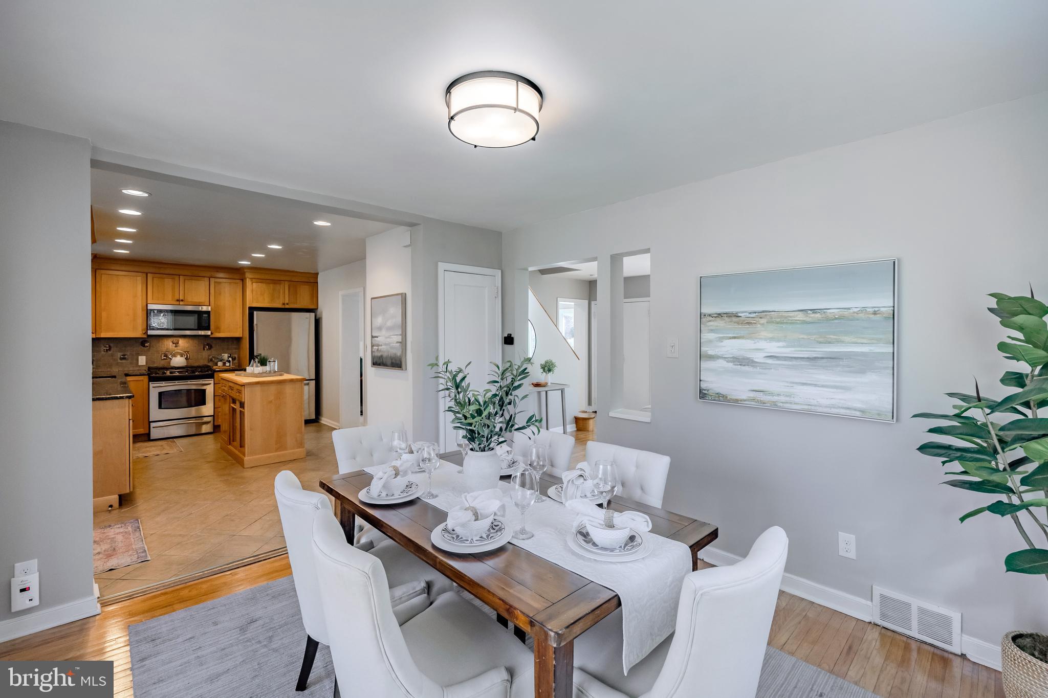 WOODMERE PARK - Residential