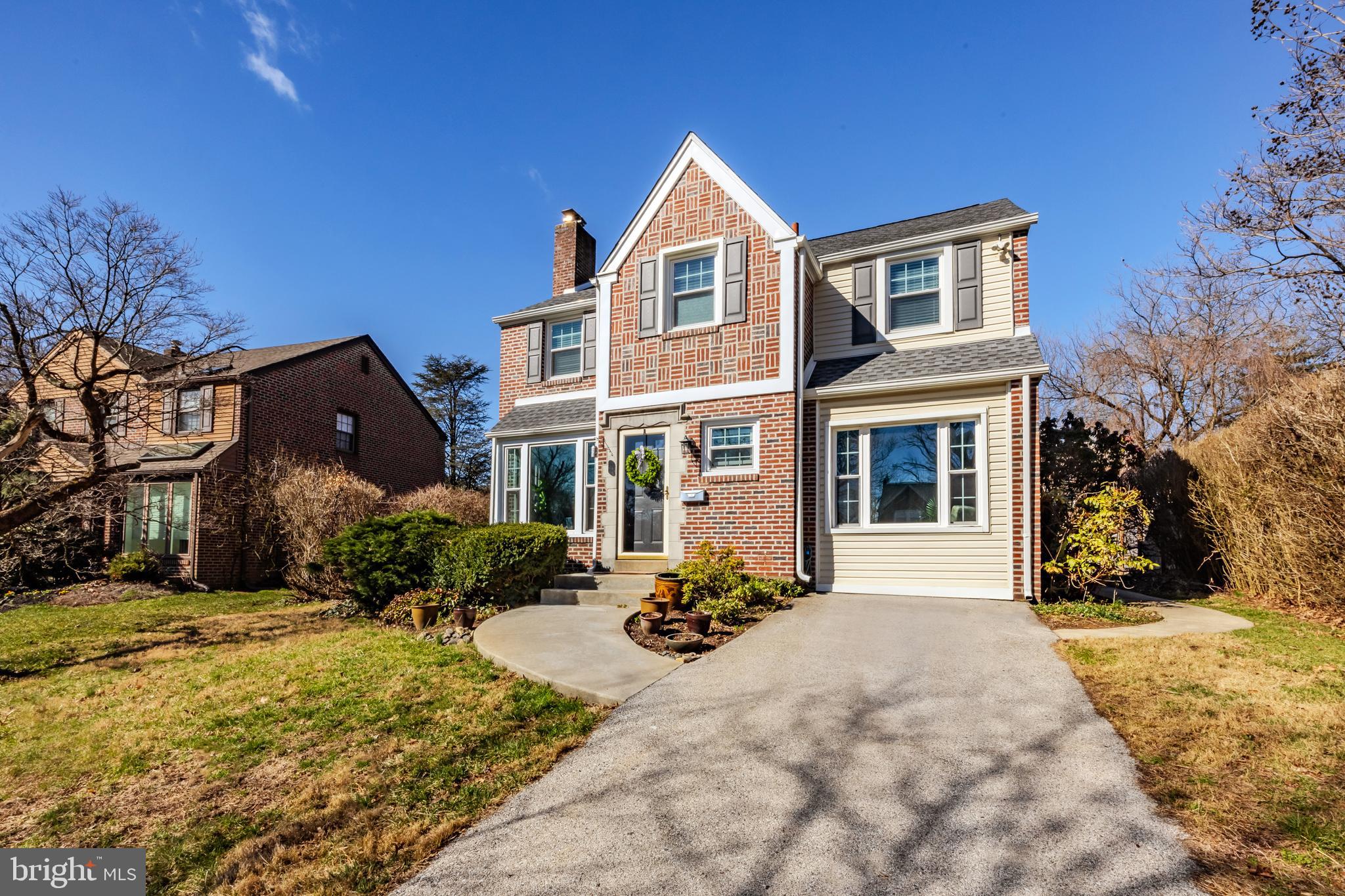 WOODMERE PARK - Residential