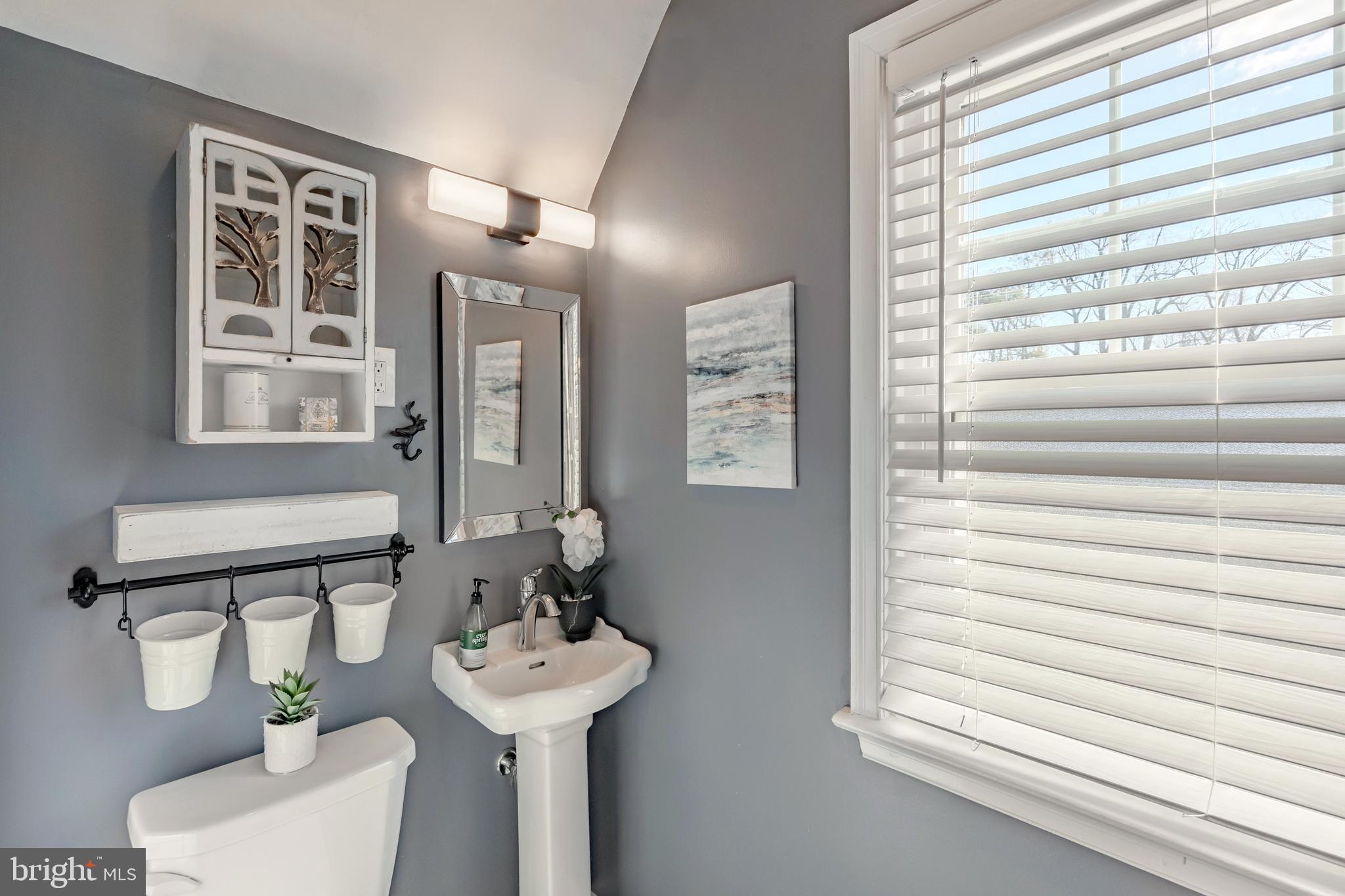 WOODMERE PARK - Residential