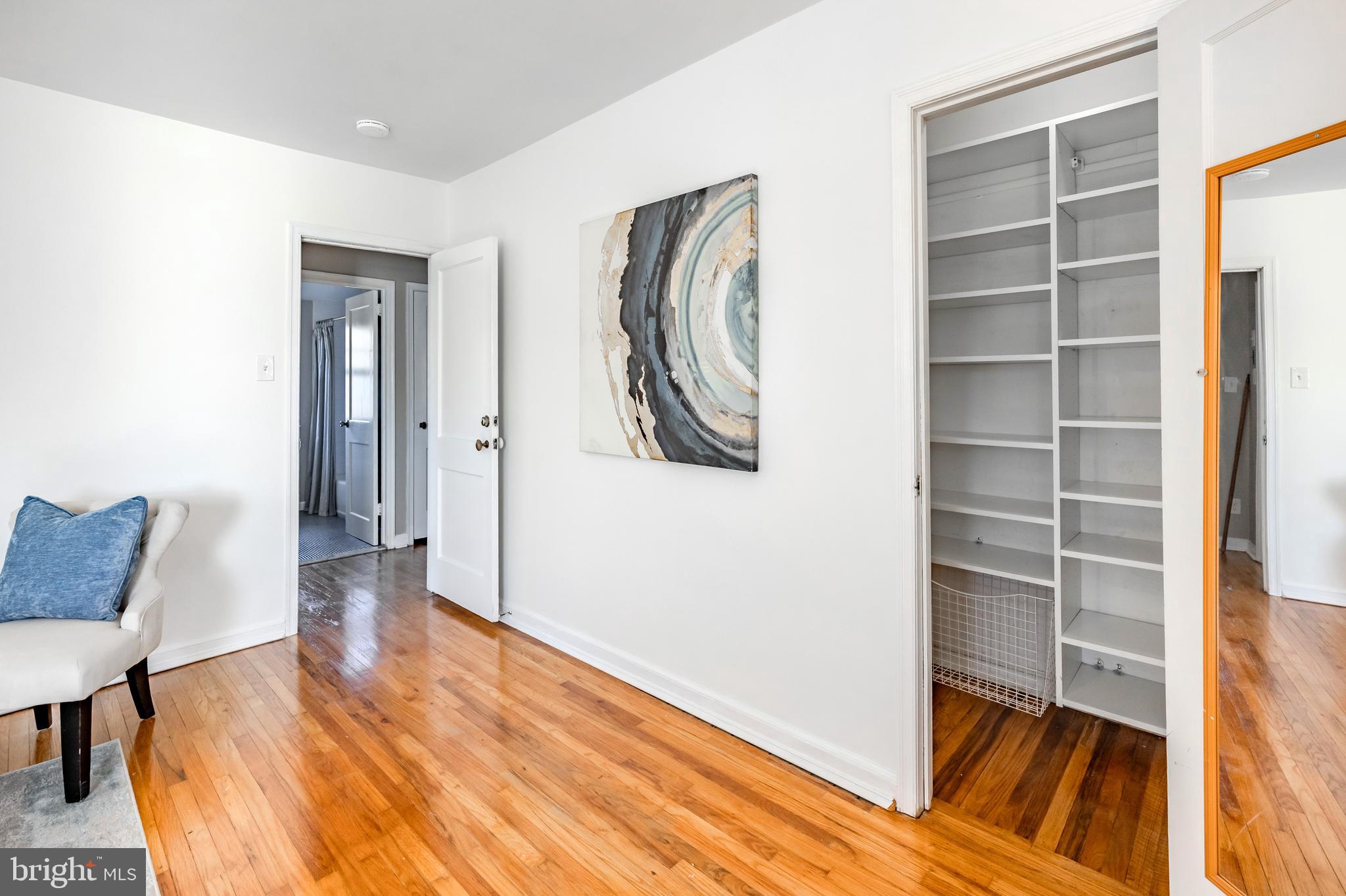 WOODMERE PARK - Residential