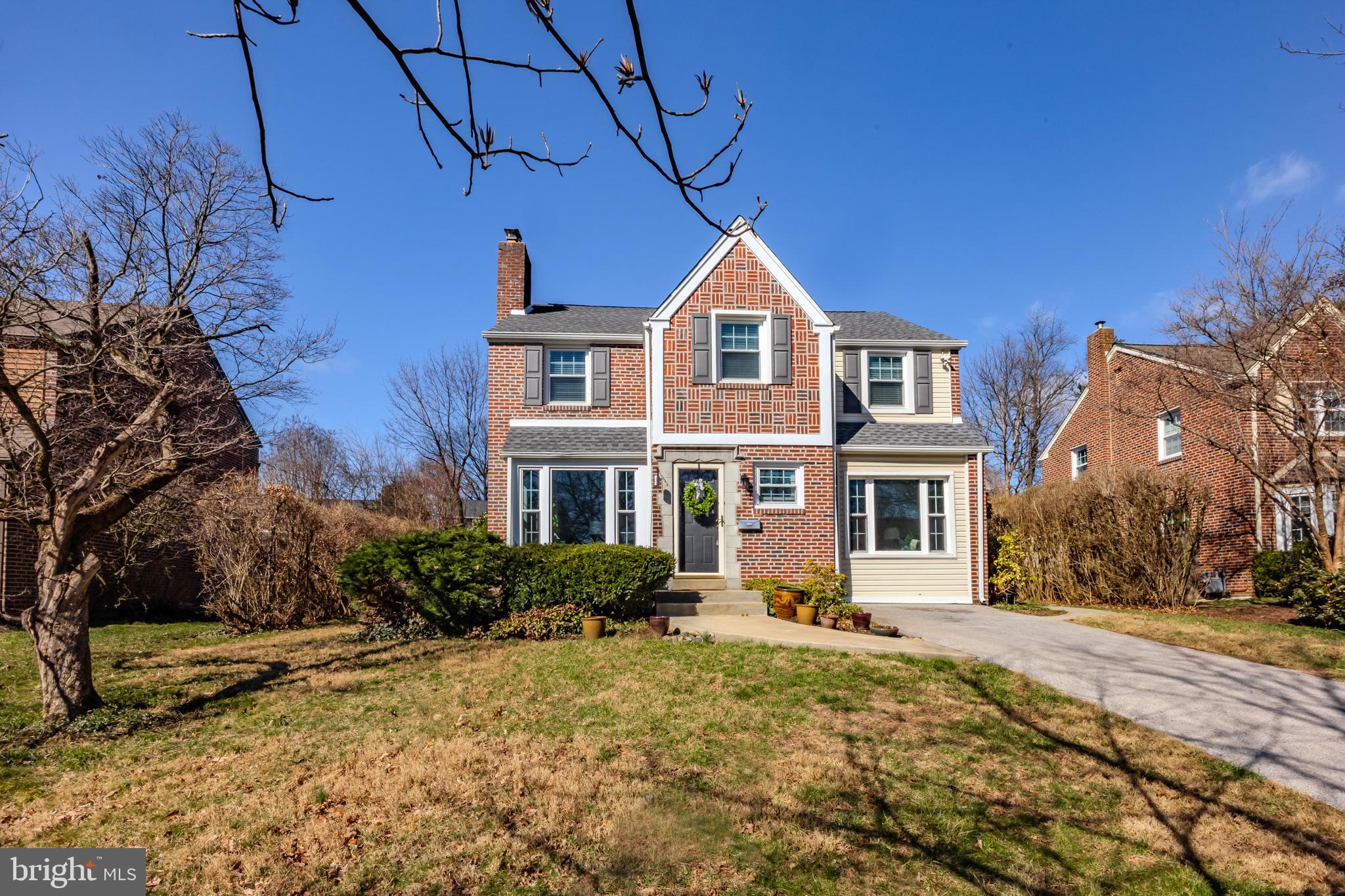 WOODMERE PARK - Residential