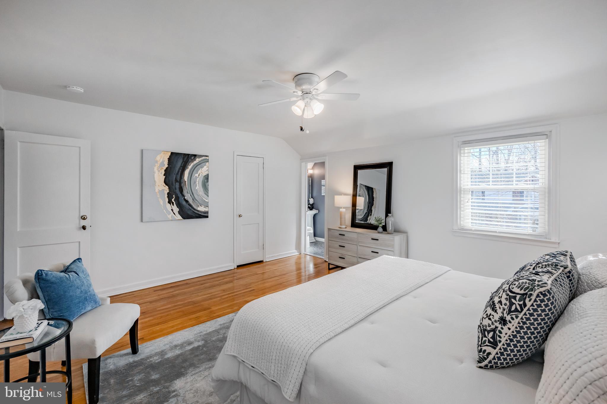 WOODMERE PARK - Residential