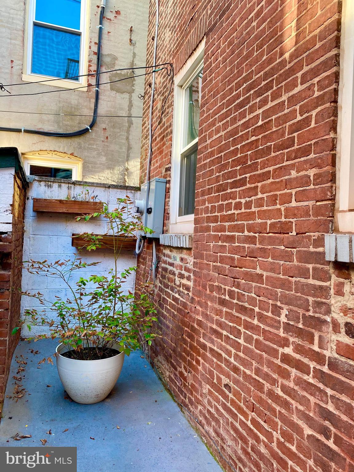 FELLS POINT HISTORIC DISTRICT - Residential Lease