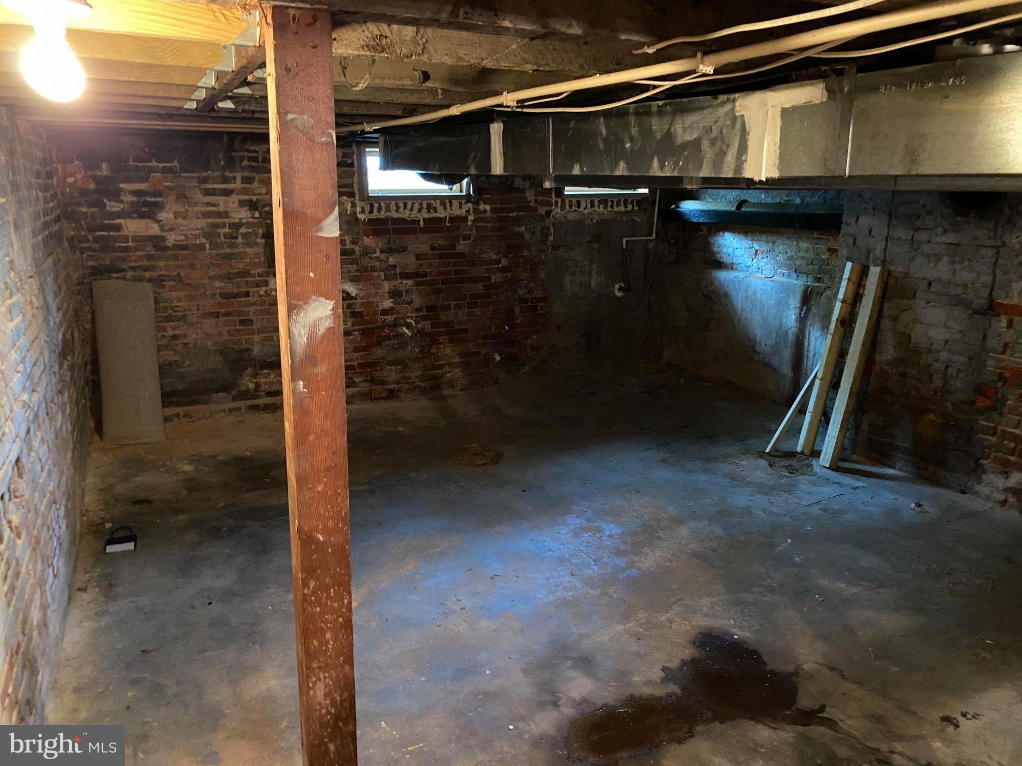 FELLS POINT HISTORIC DISTRICT - Residential Lease