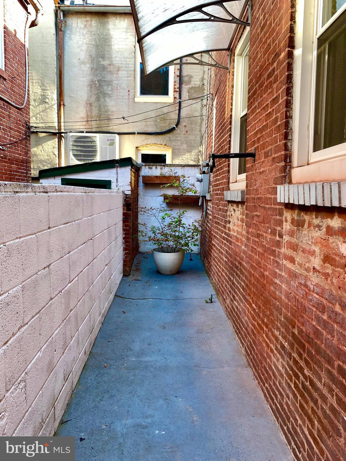 FELLS POINT HISTORIC DISTRICT - Residential Lease