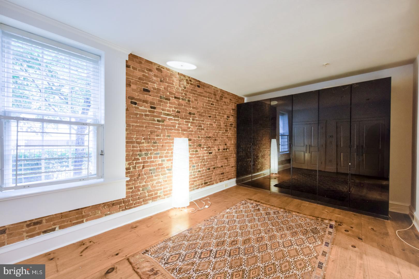 OLD CITY - Residential