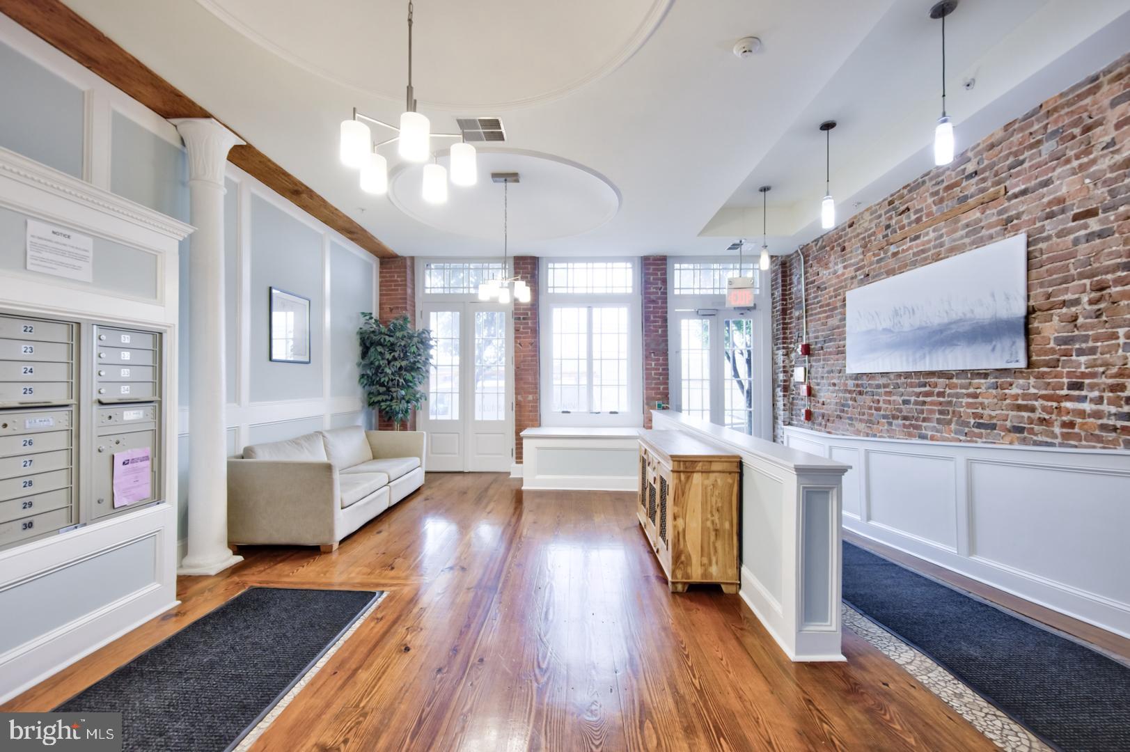 OLD CITY - Residential