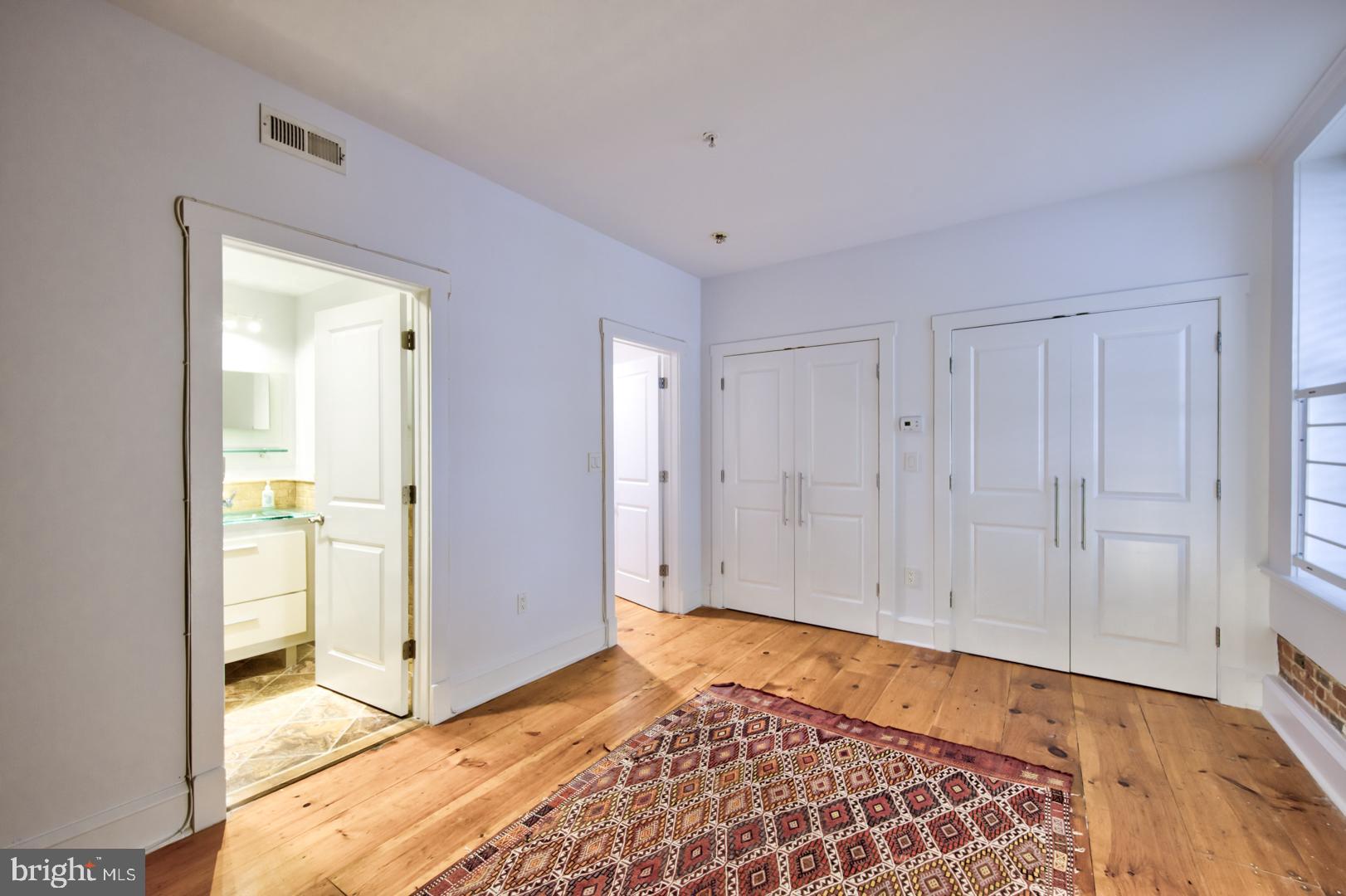 OLD CITY - Residential