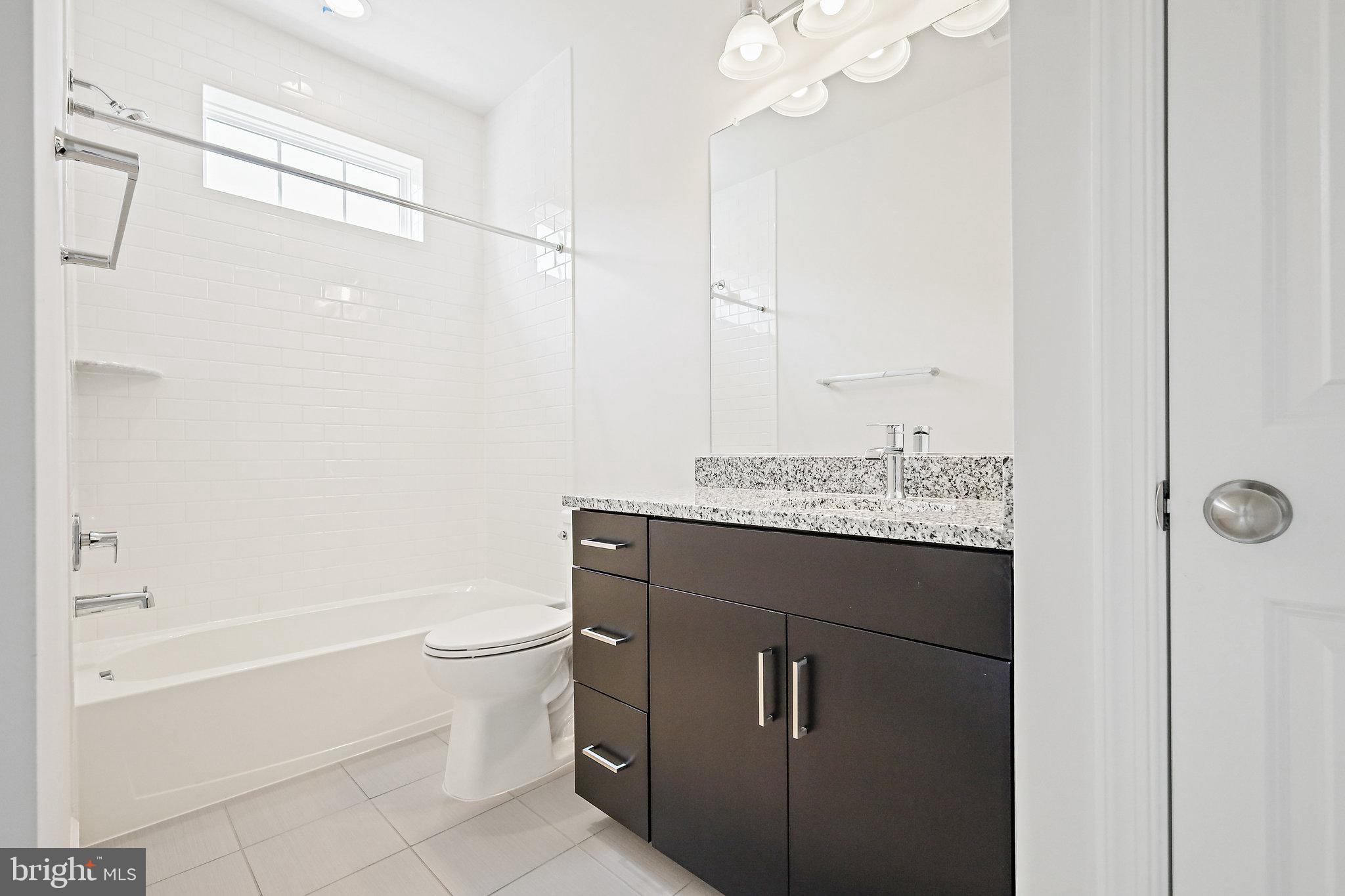 POTOMAC OVERLOOK - Residential