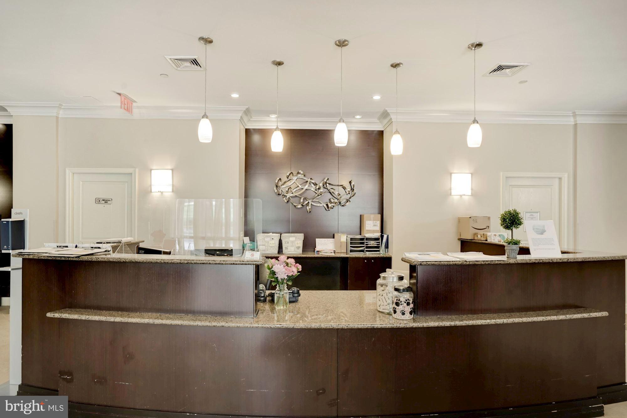 MIDTOWN ALEXANDRIA STATION CONDOMINIUM - Residential Lease