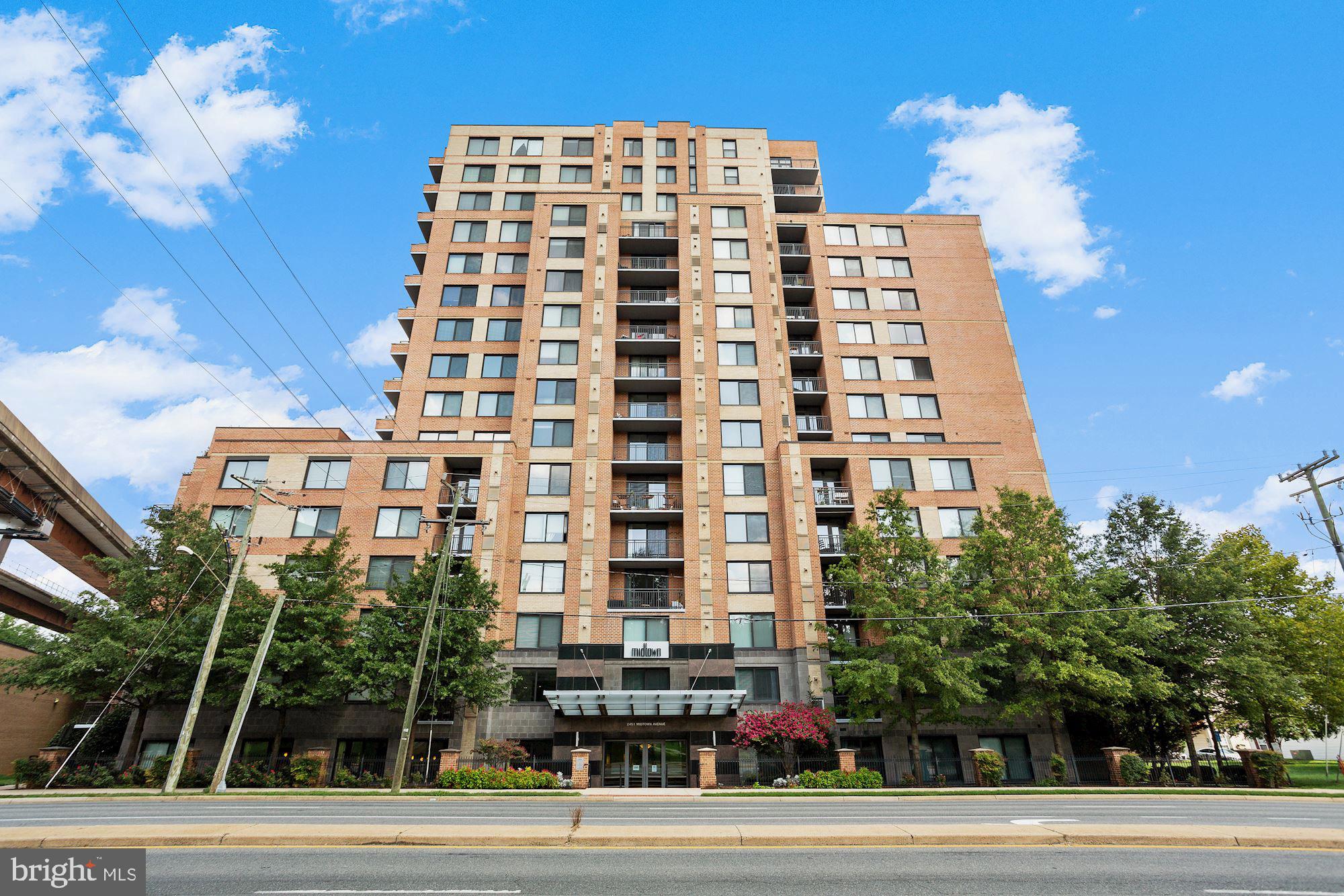MIDTOWN ALEXANDRIA STATION CONDOMINIUM - Residential Lease