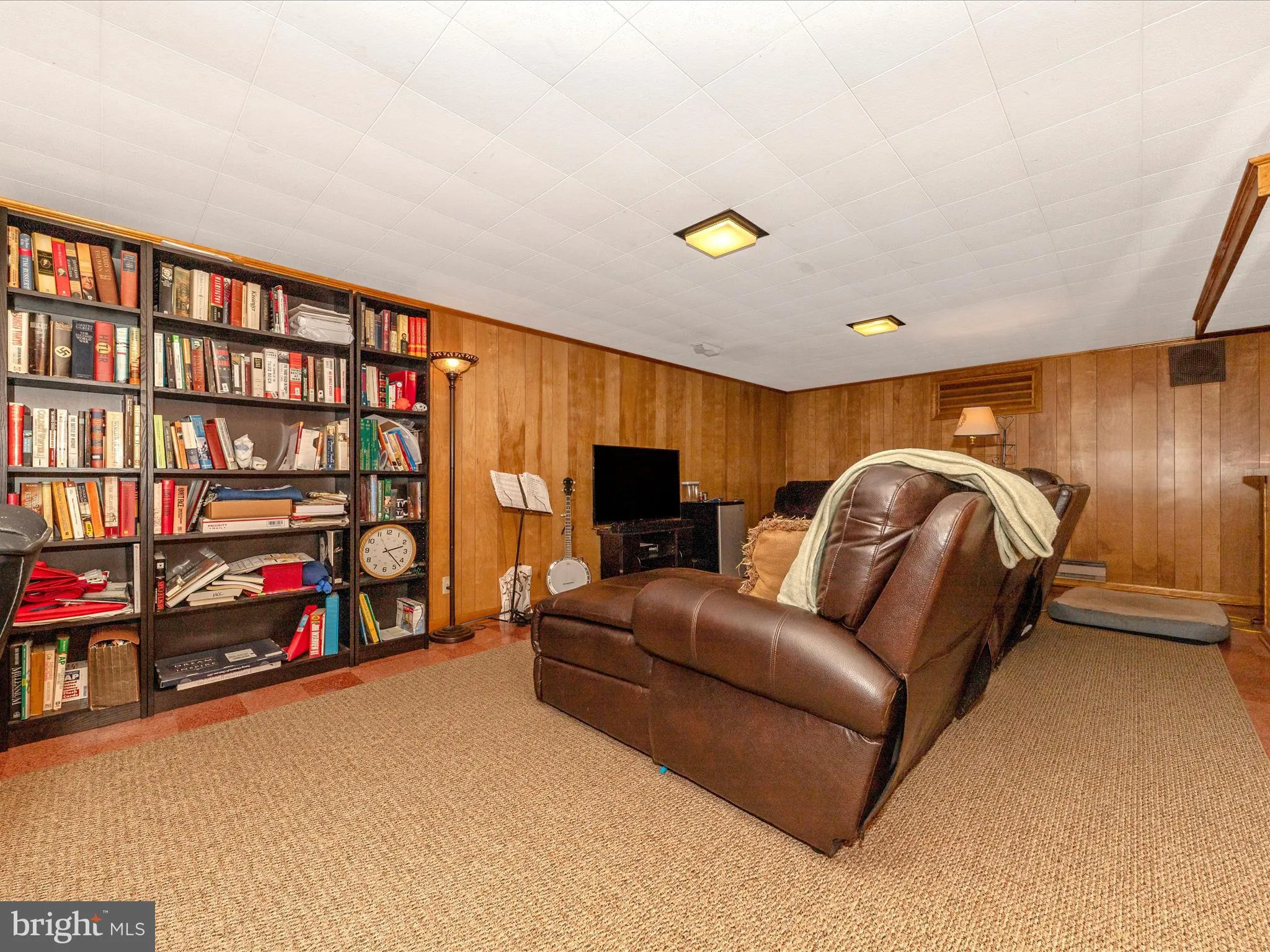 Hagerstown, Maryland 21740, United States, 4 Bedrooms Bedrooms, ,3 BathroomsBathrooms,Residential,Contingent,109251