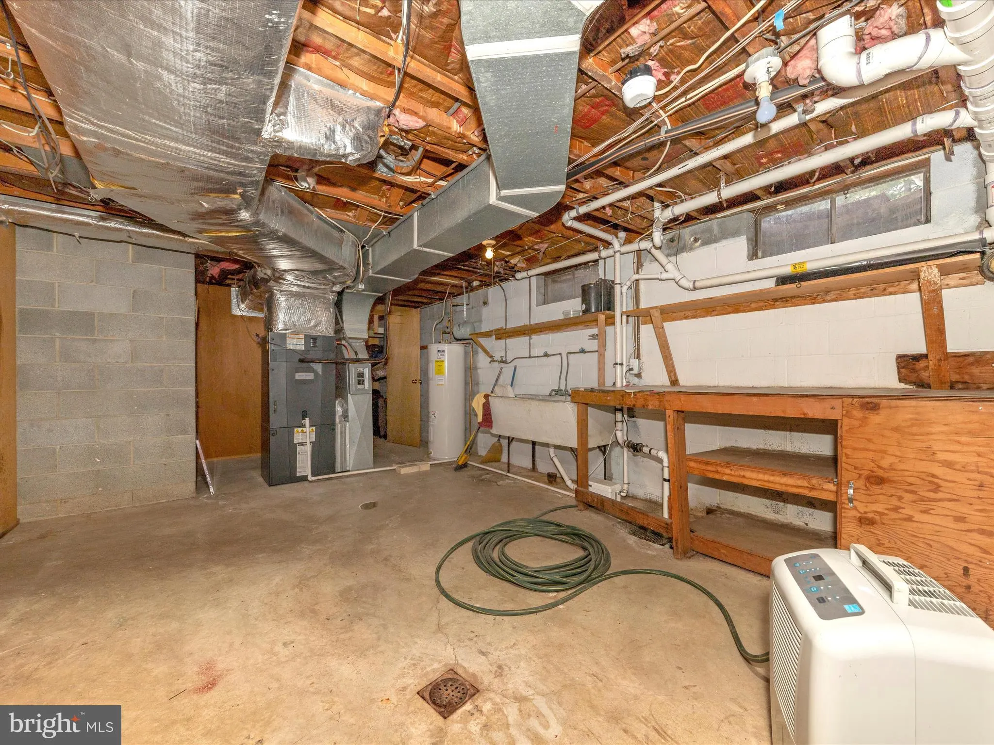 Hagerstown, Maryland 21740, United States, 4 Bedrooms Bedrooms, ,3 BathroomsBathrooms,Residential,Contingent,109251