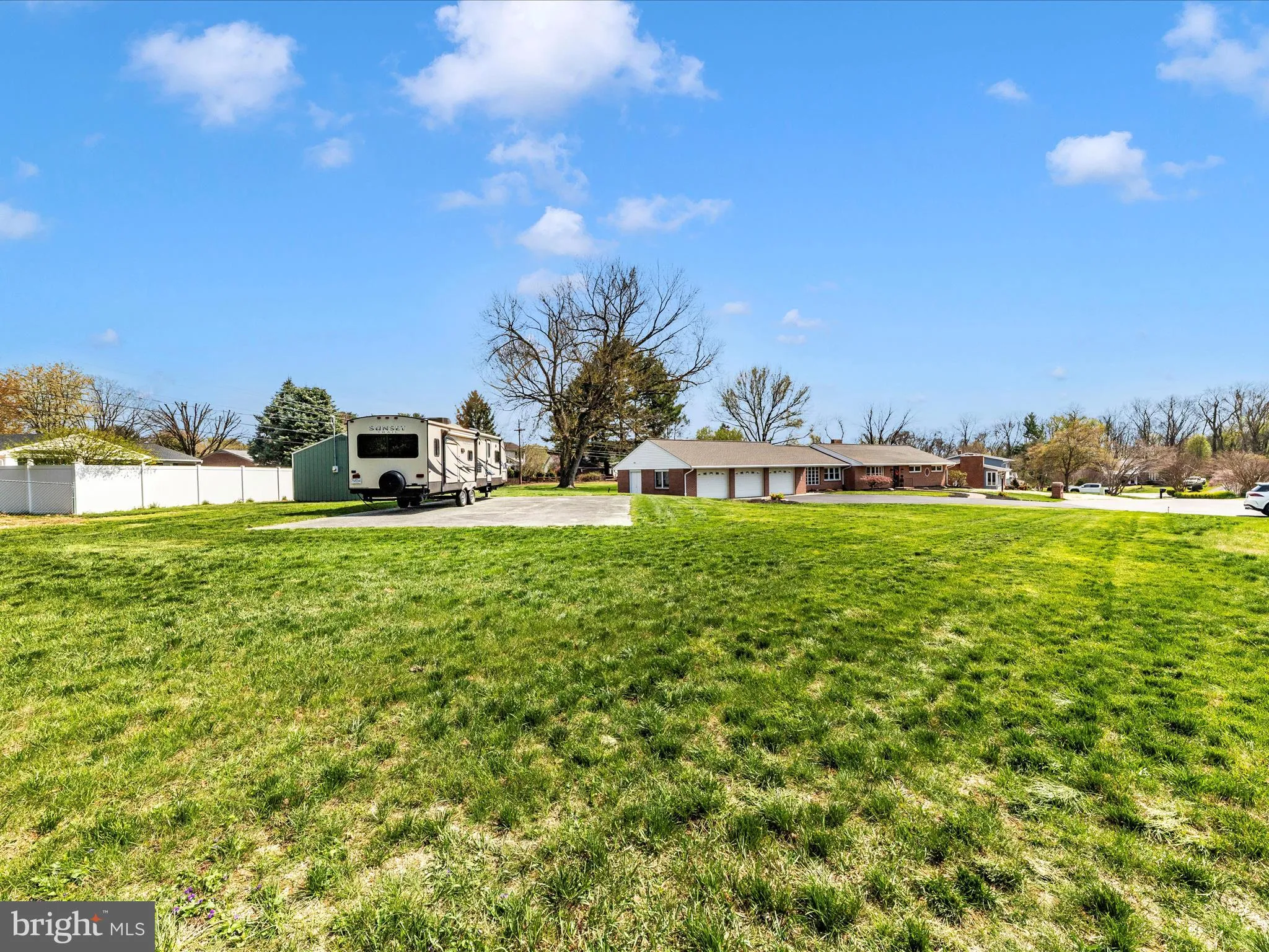 Hagerstown, Maryland 21740, United States, 4 Bedrooms Bedrooms, ,3 BathroomsBathrooms,Residential,Contingent,109251