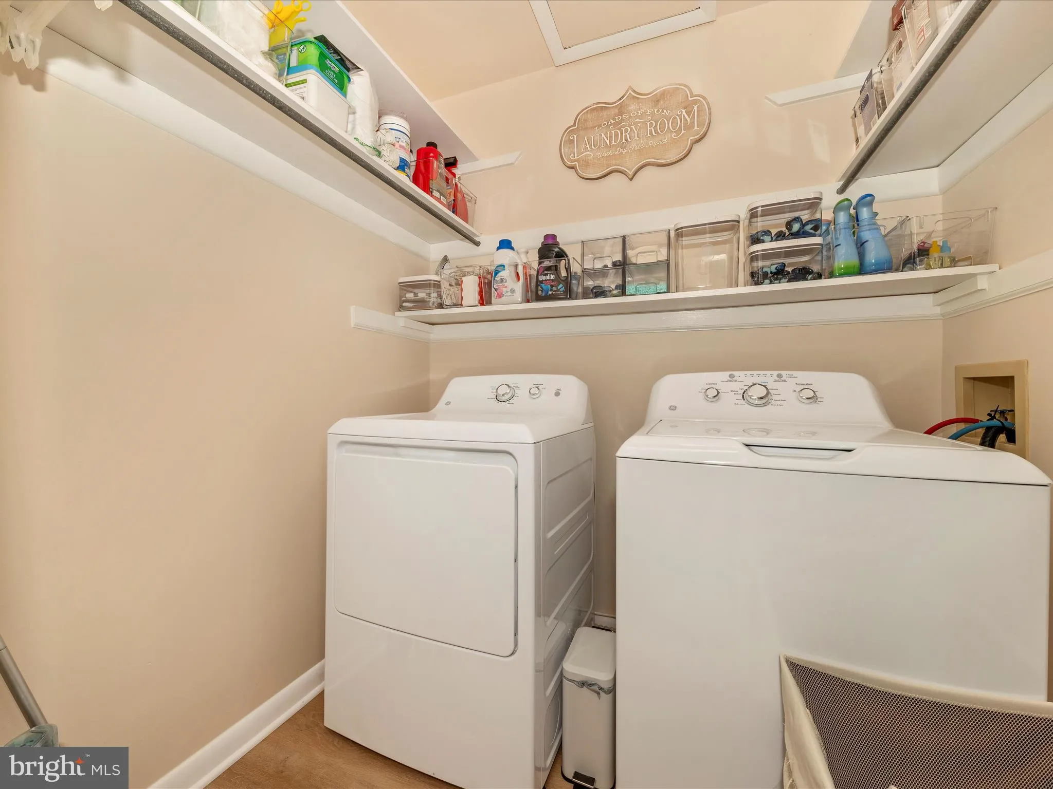 Hagerstown, Maryland 21740, United States, 4 Bedrooms Bedrooms, ,3 BathroomsBathrooms,Residential,Contingent,109251