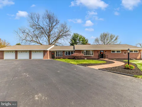 10 Brightwood Circle, Hagerstown, MD MLS: MDWA2028266