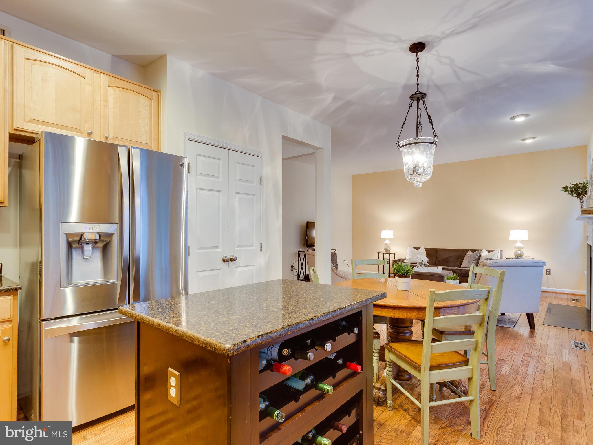 LORTON TOWN CNTR LANDBAY - Residential