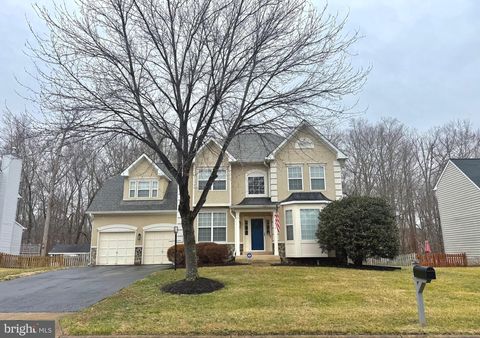 Photo of 10612 Shady Creek Ct, MANASSAS, VA 20112 (MLS # VAPW2113476)