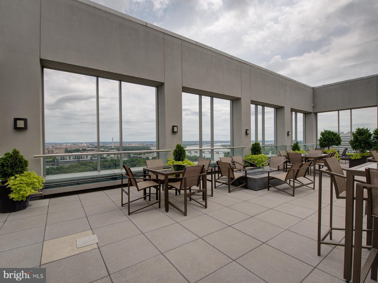 ROSSLYN - Residential