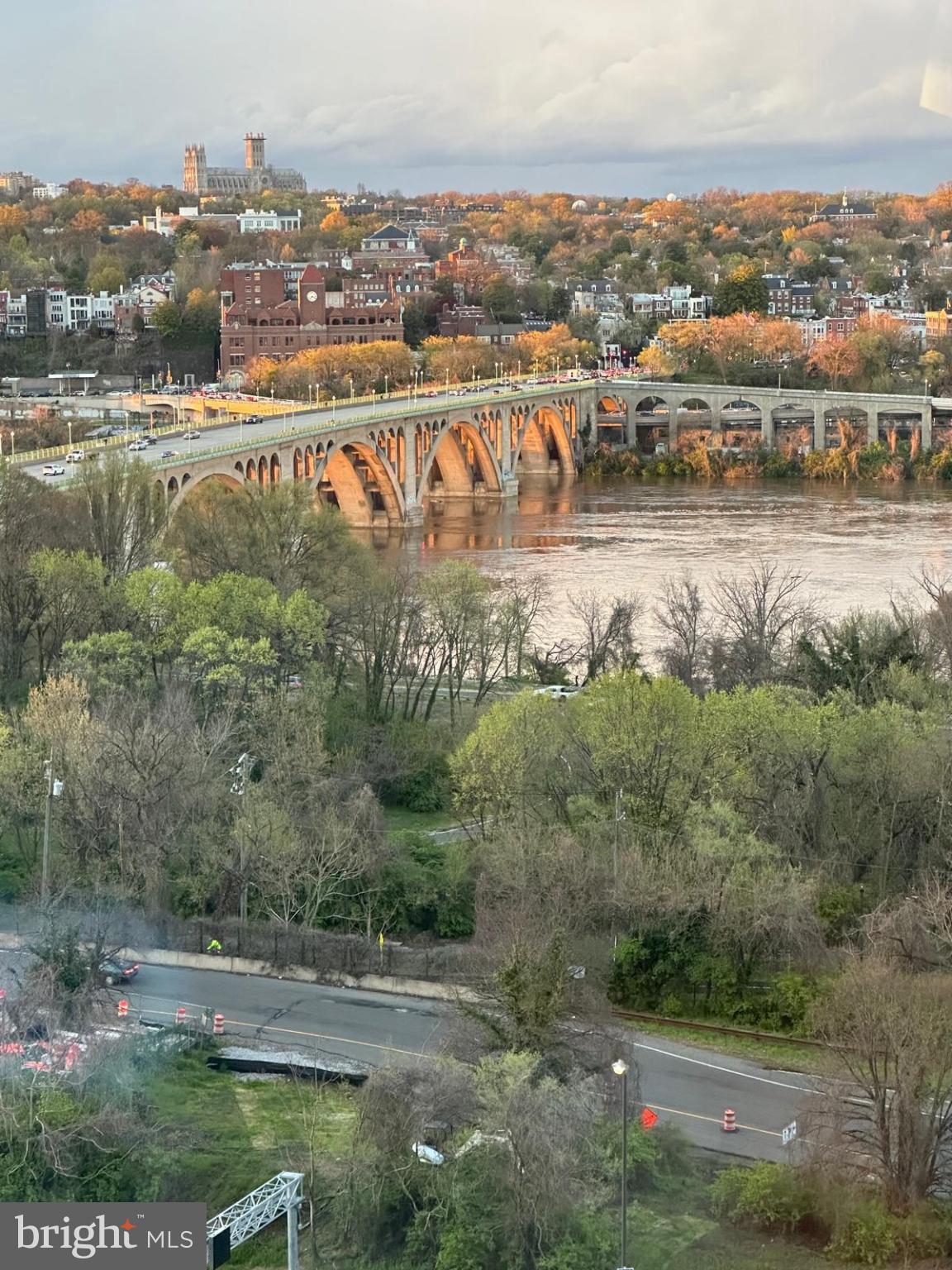 ROSSLYN - Residential