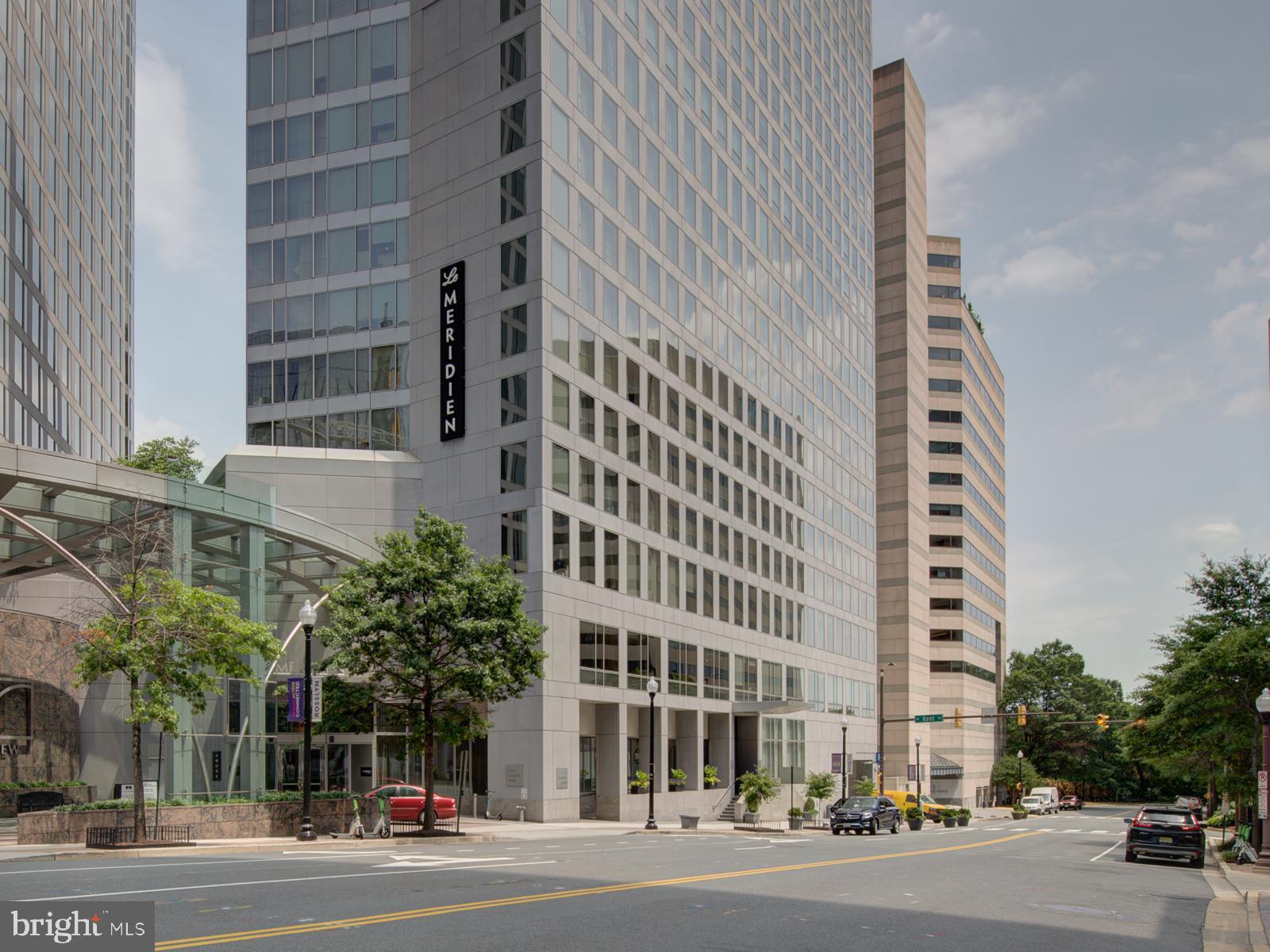 ROSSLYN - Residential