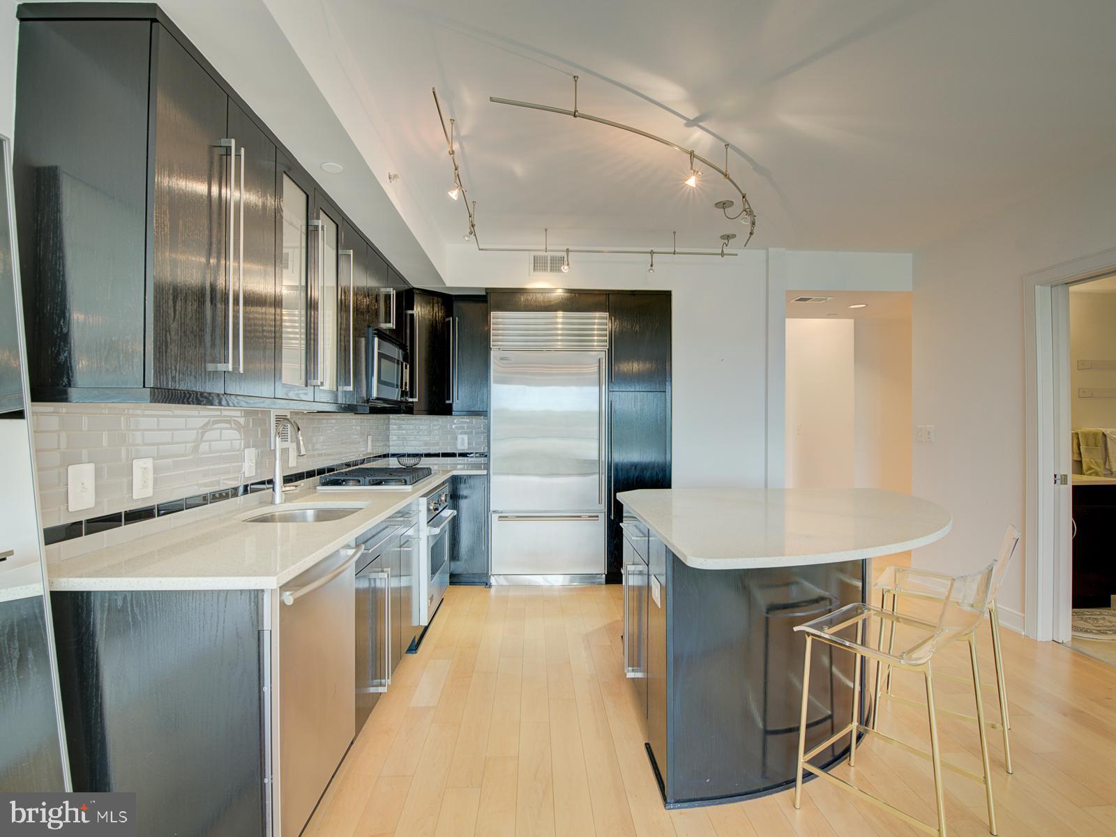 ROSSLYN - Residential