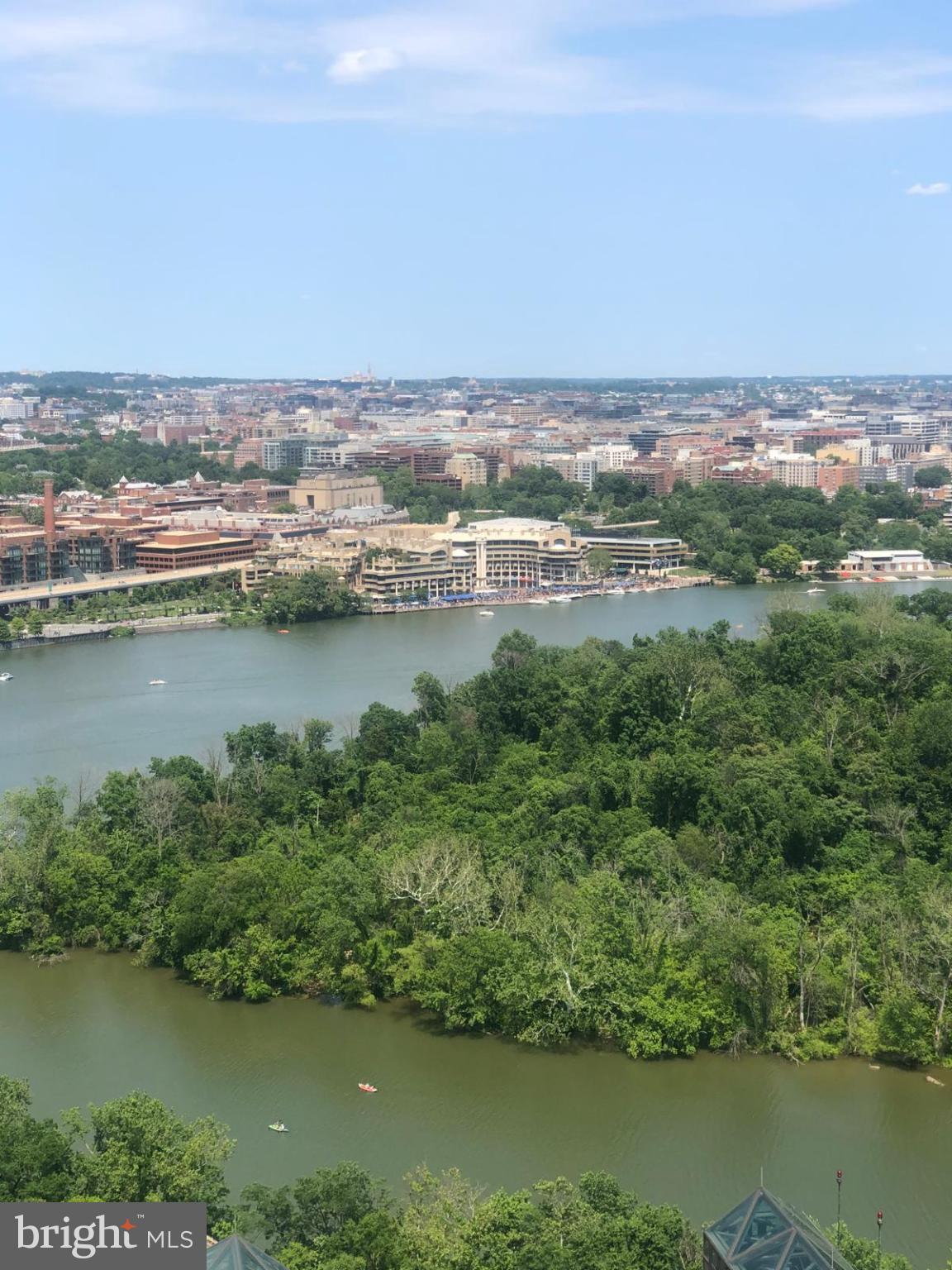 ROSSLYN - Residential