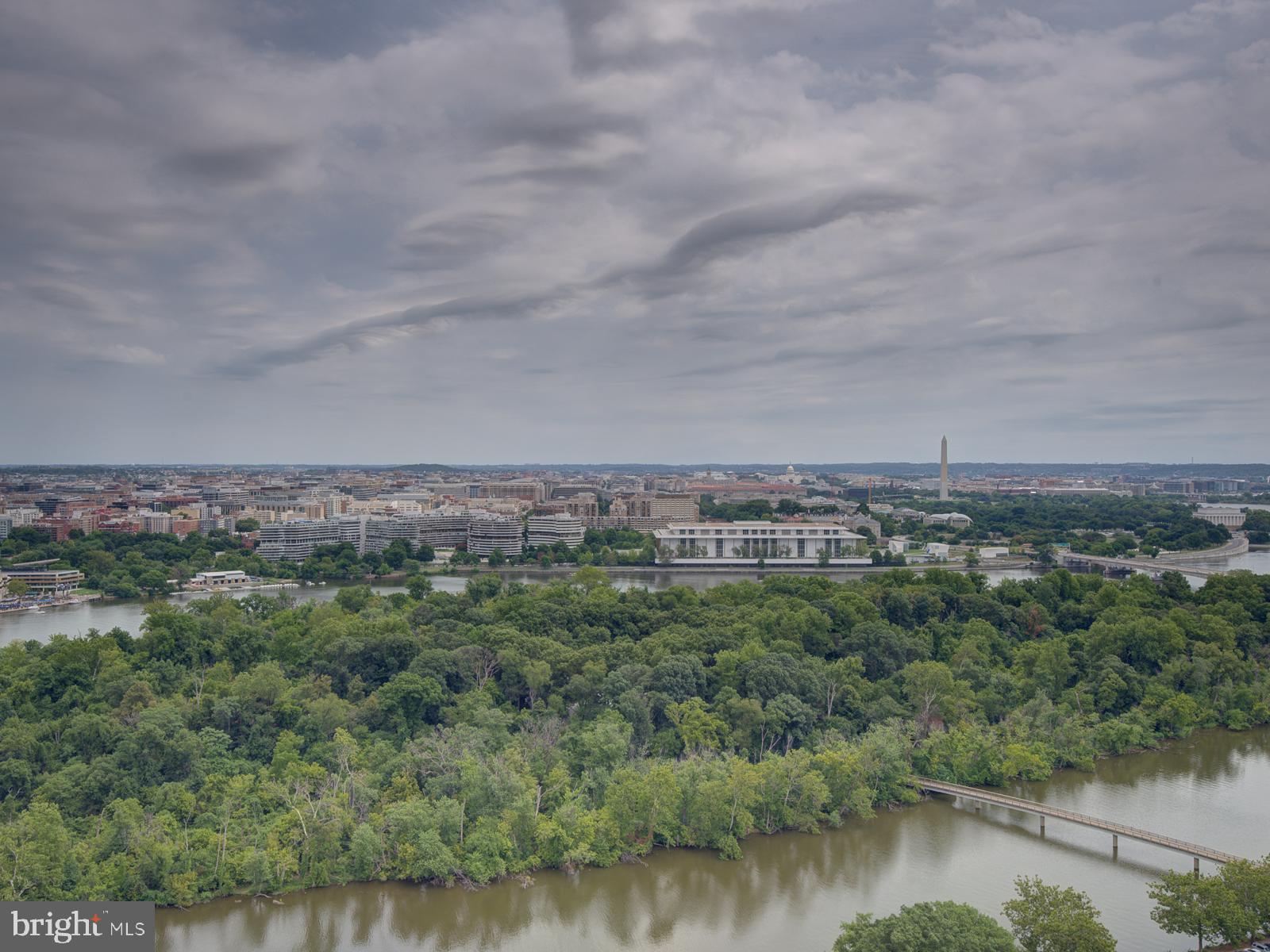 ROSSLYN - Residential