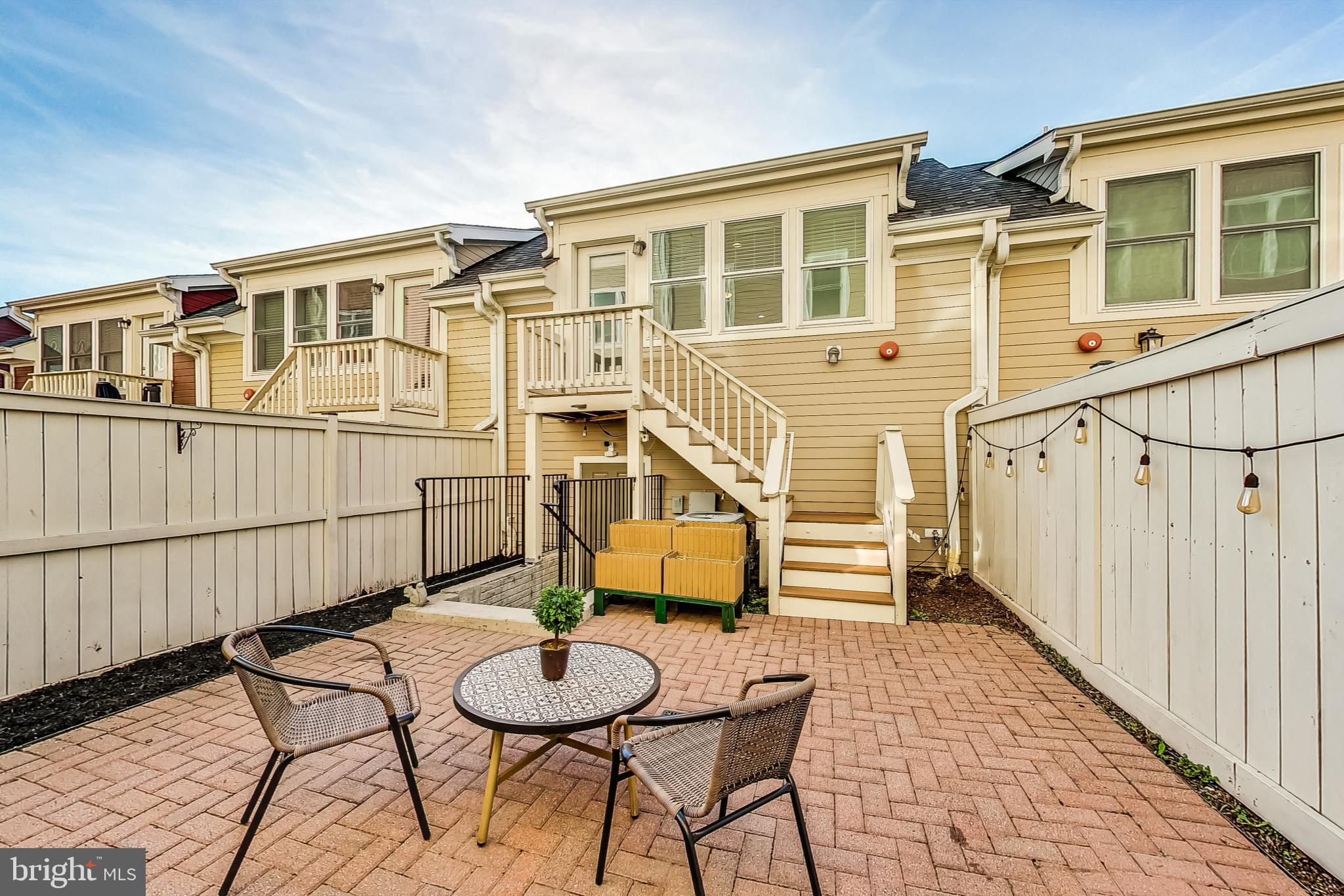 POTOMAC  YARDS - Residential