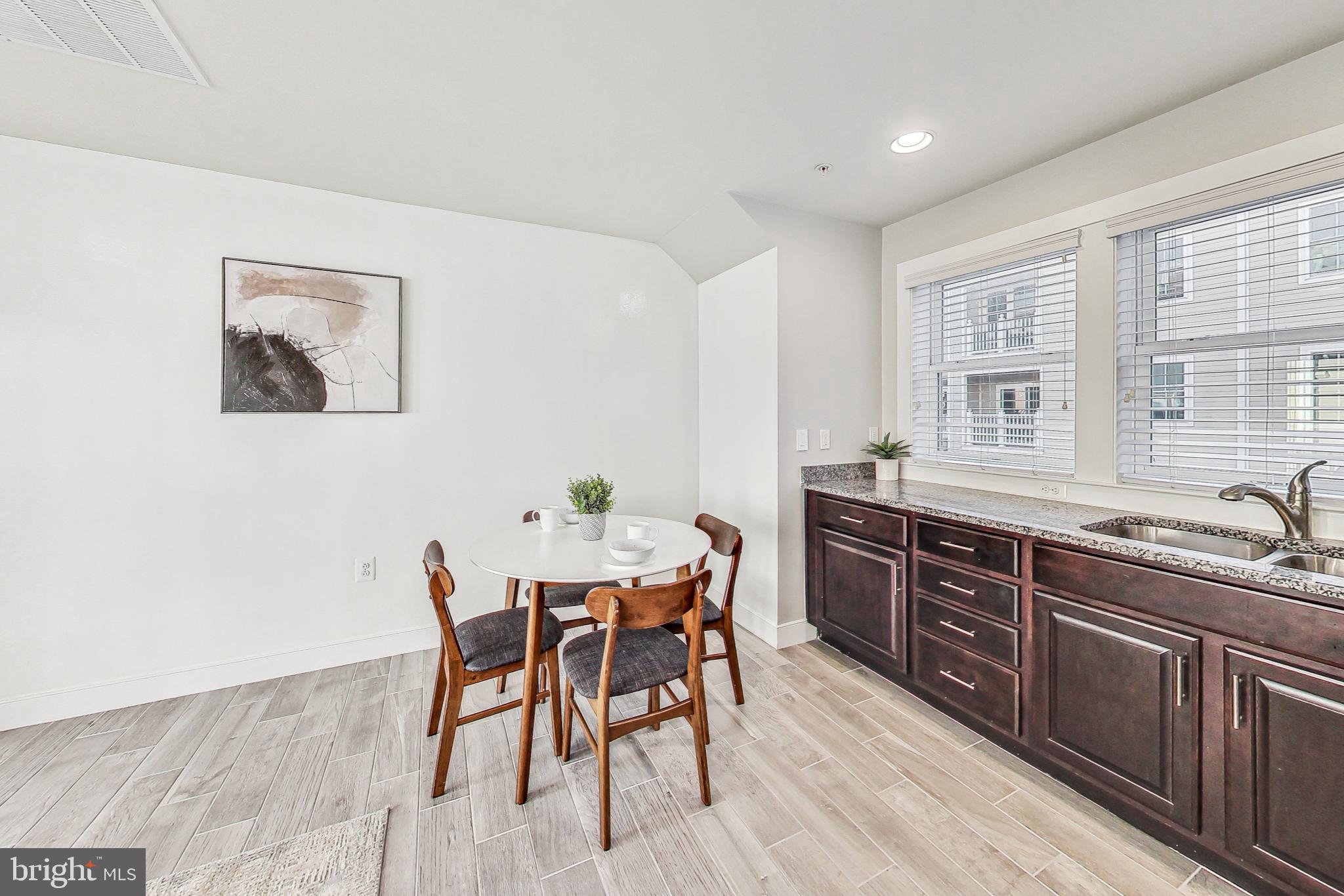 POTOMAC  YARDS - Residential