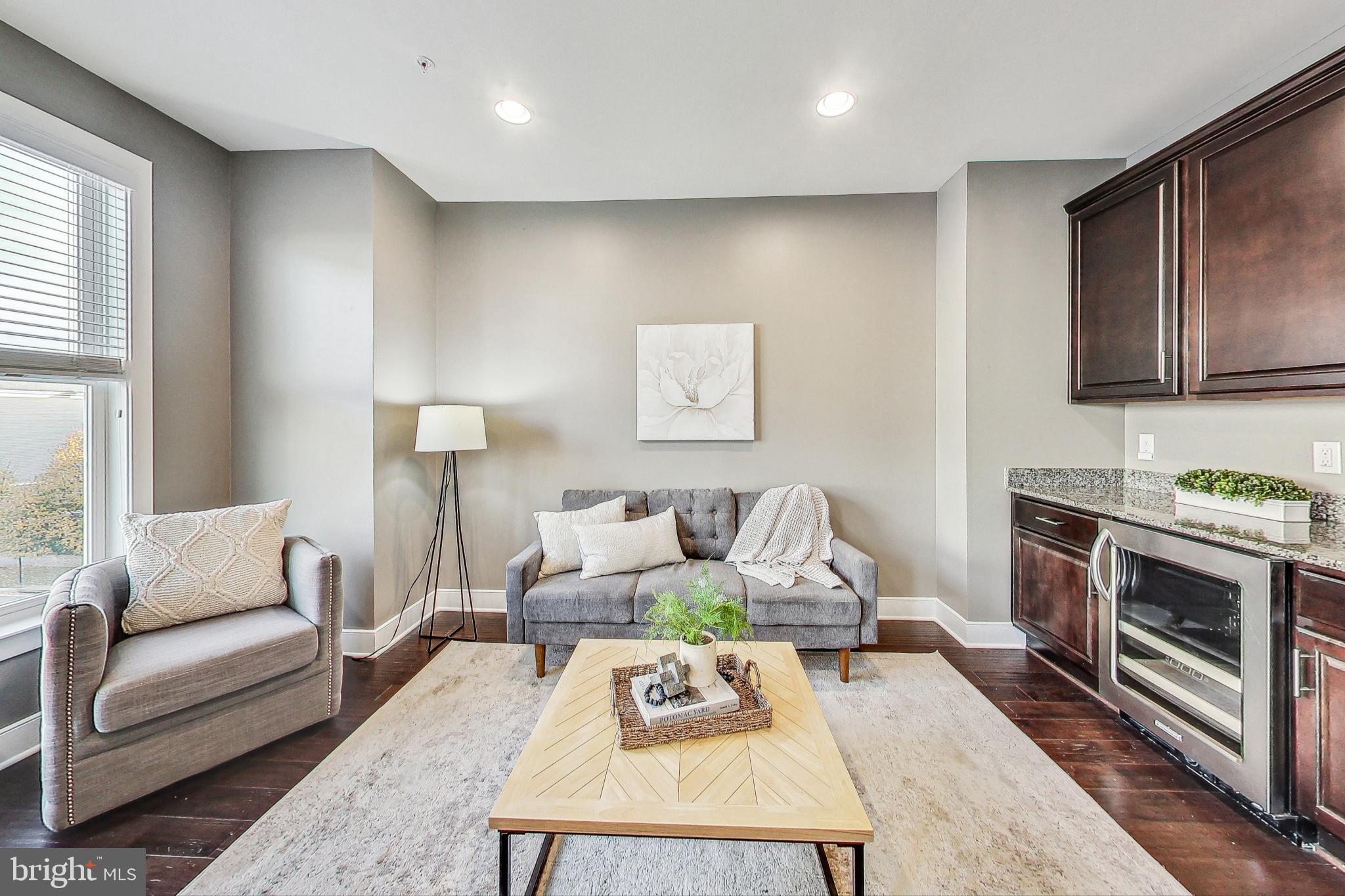 POTOMAC  YARDS - Residential